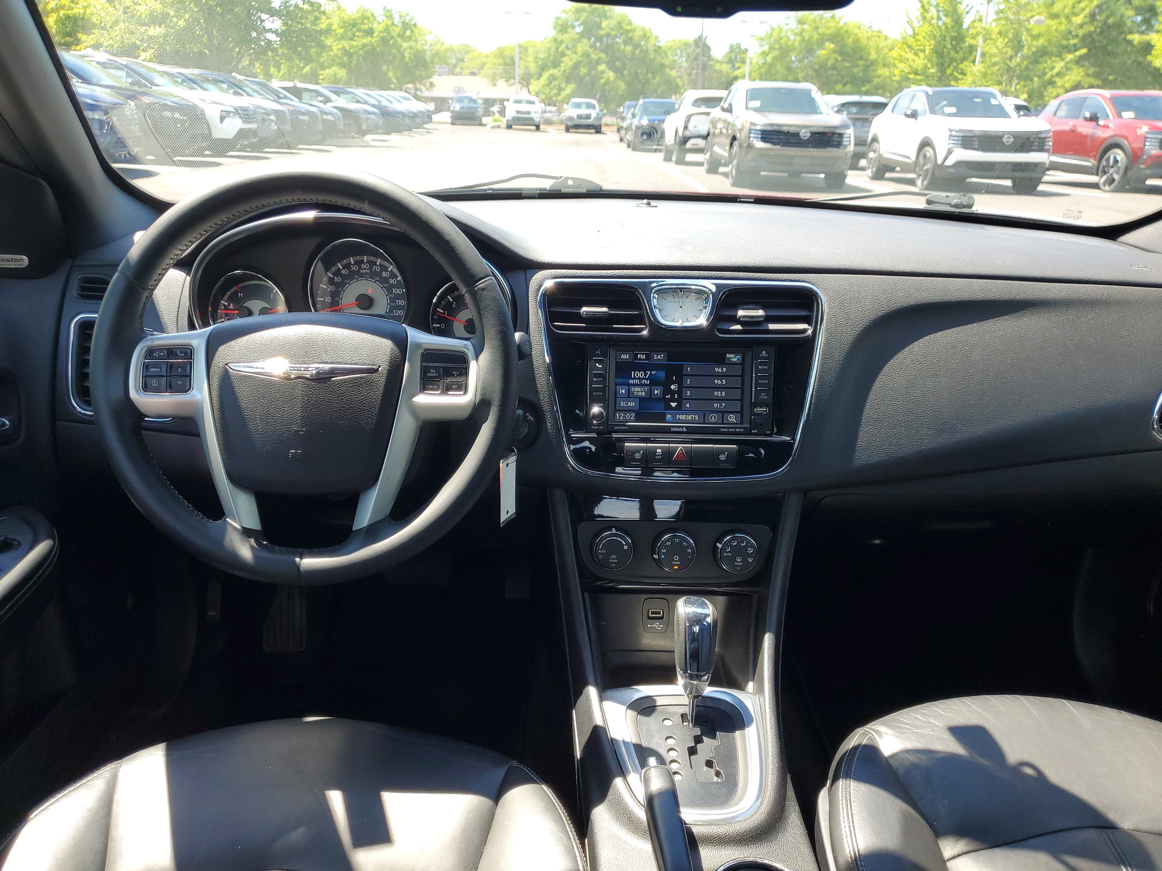 2014 Chrysler 200 Limited