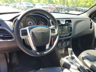 2014 Chrysler 200 Limited