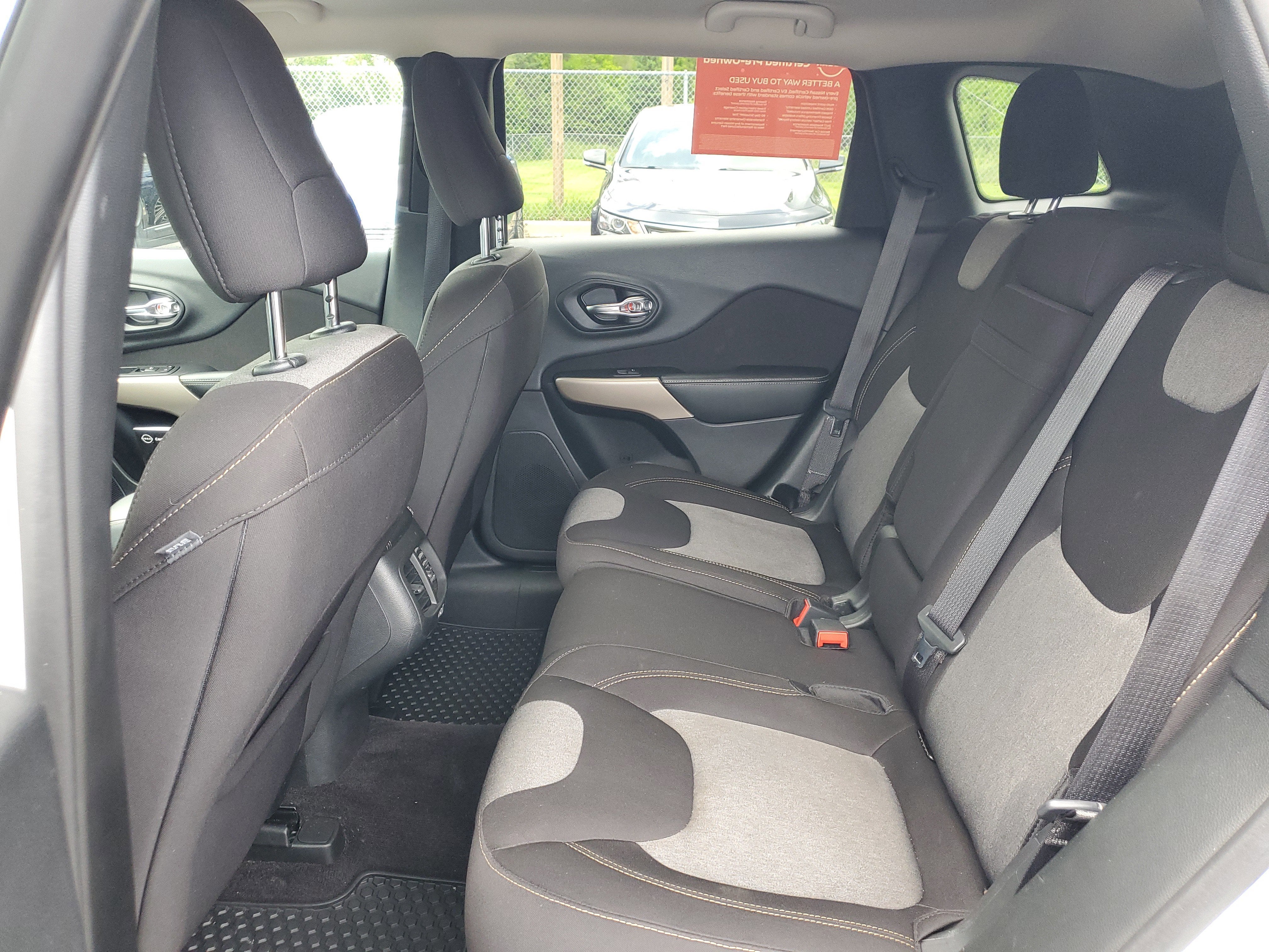 2017 Jeep Cherokee Altitude