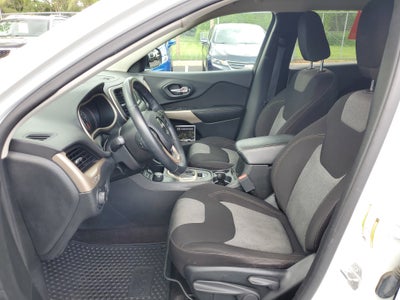 2017 Jeep Cherokee Altitude
