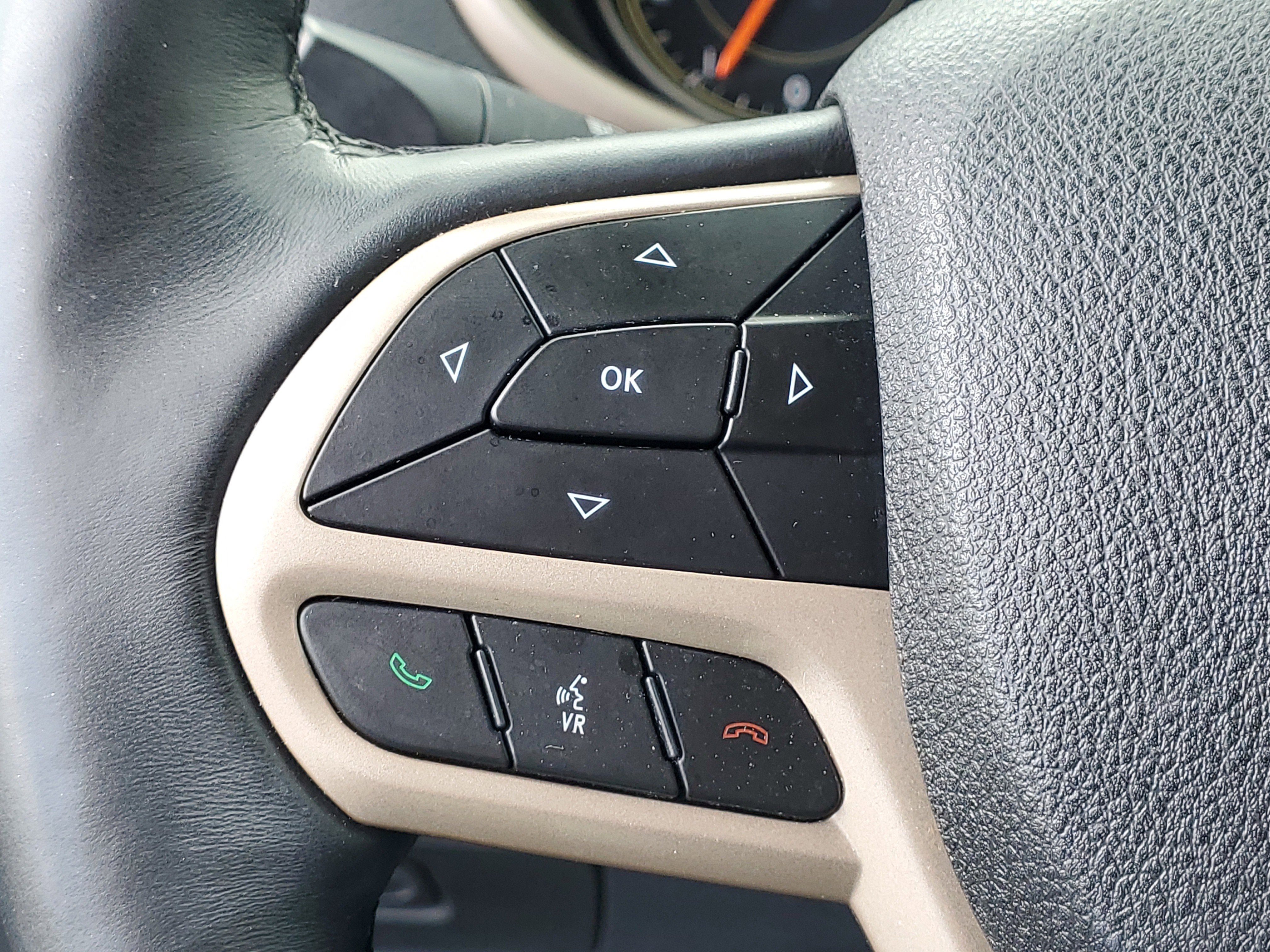2017 Jeep Cherokee Altitude