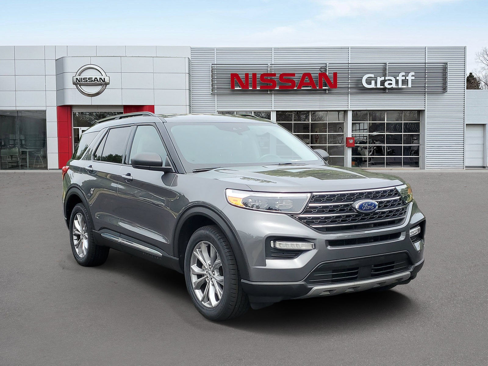 2023 Ford Explorer XLT