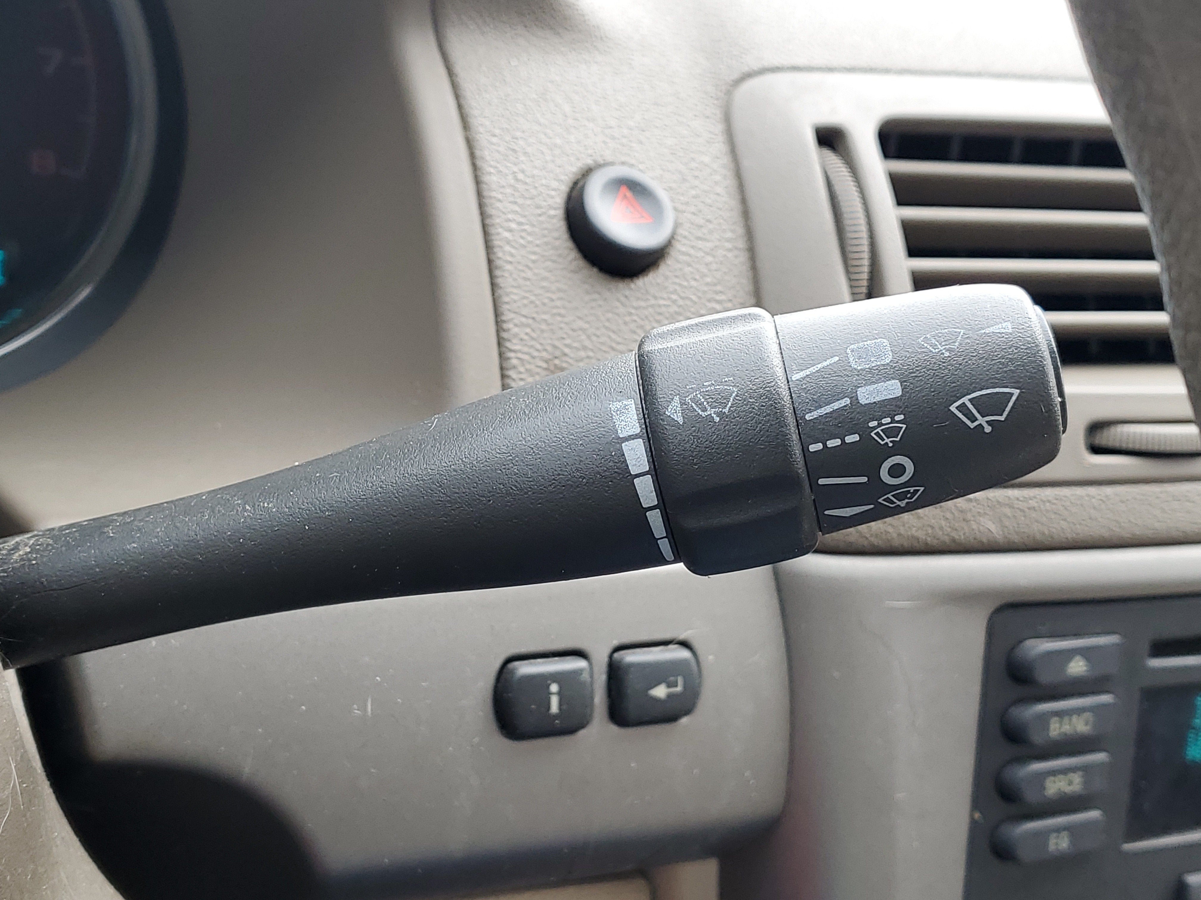 2005 Chevrolet Cobalt BASE
