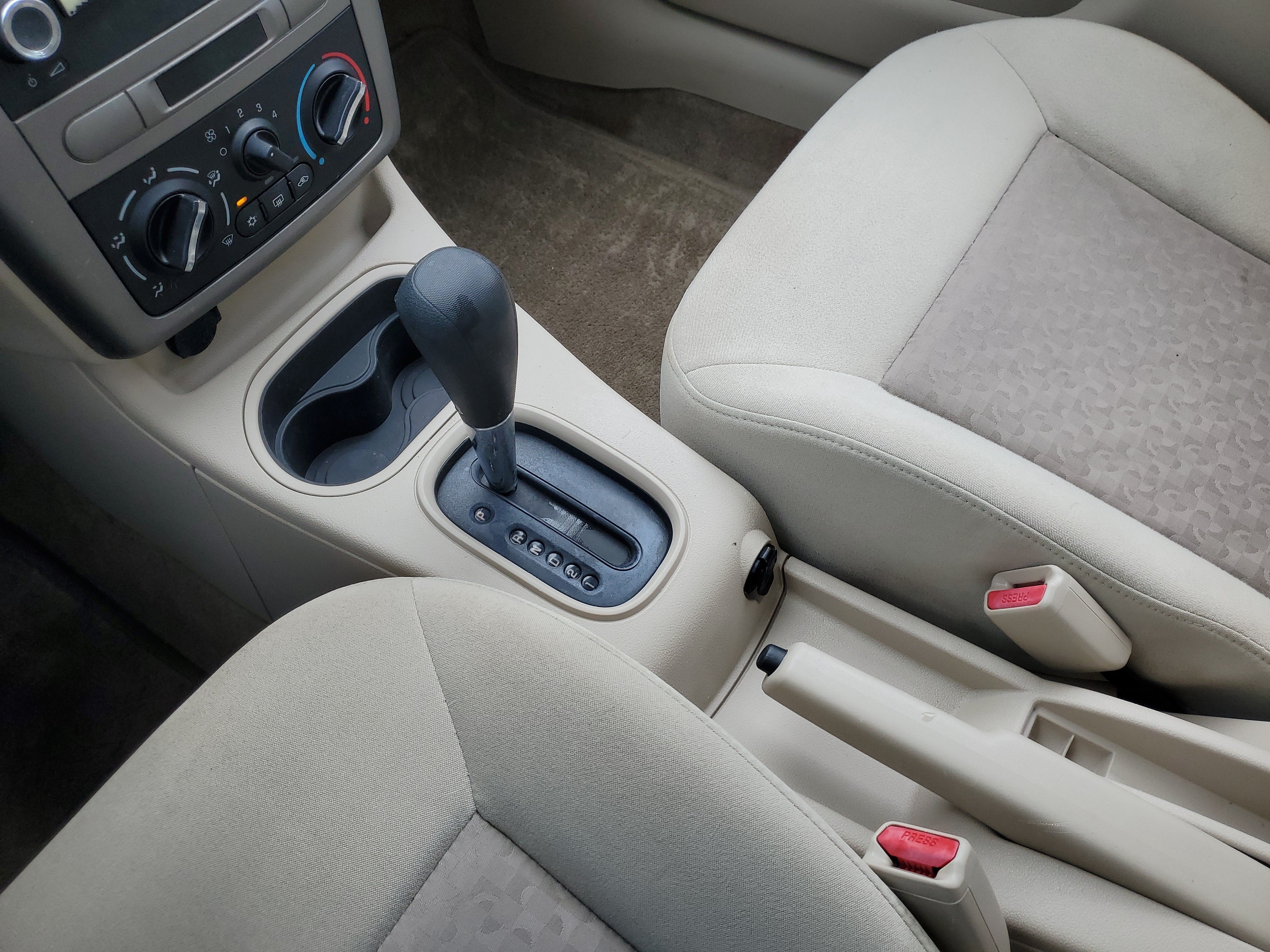 2005 Chevrolet Cobalt BASE