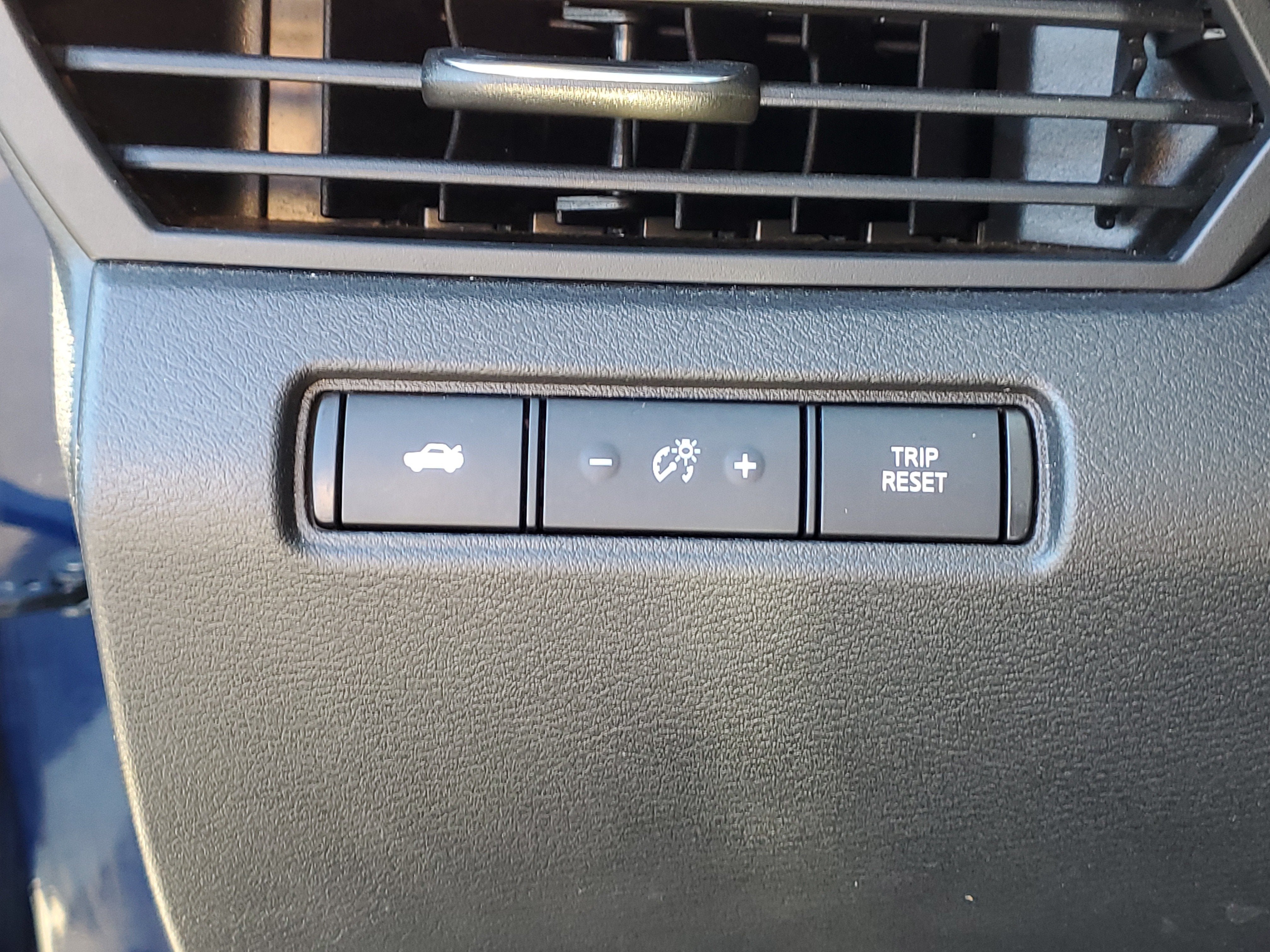 2024 Nissan Altima SR