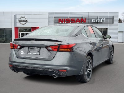 2025 Nissan Altima SR