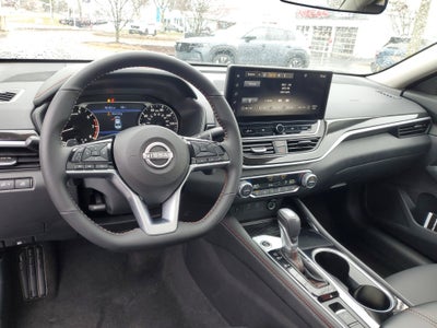 2025 Nissan Altima SR