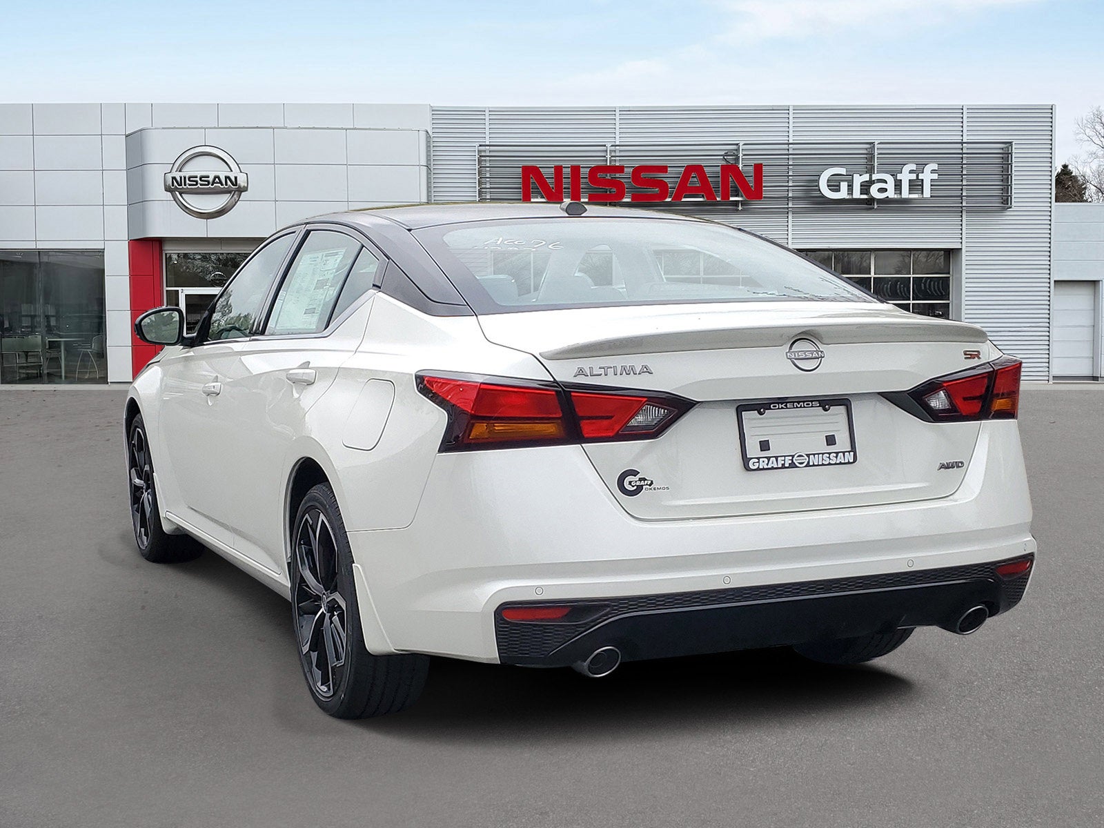 2026 Nissan Altima SR