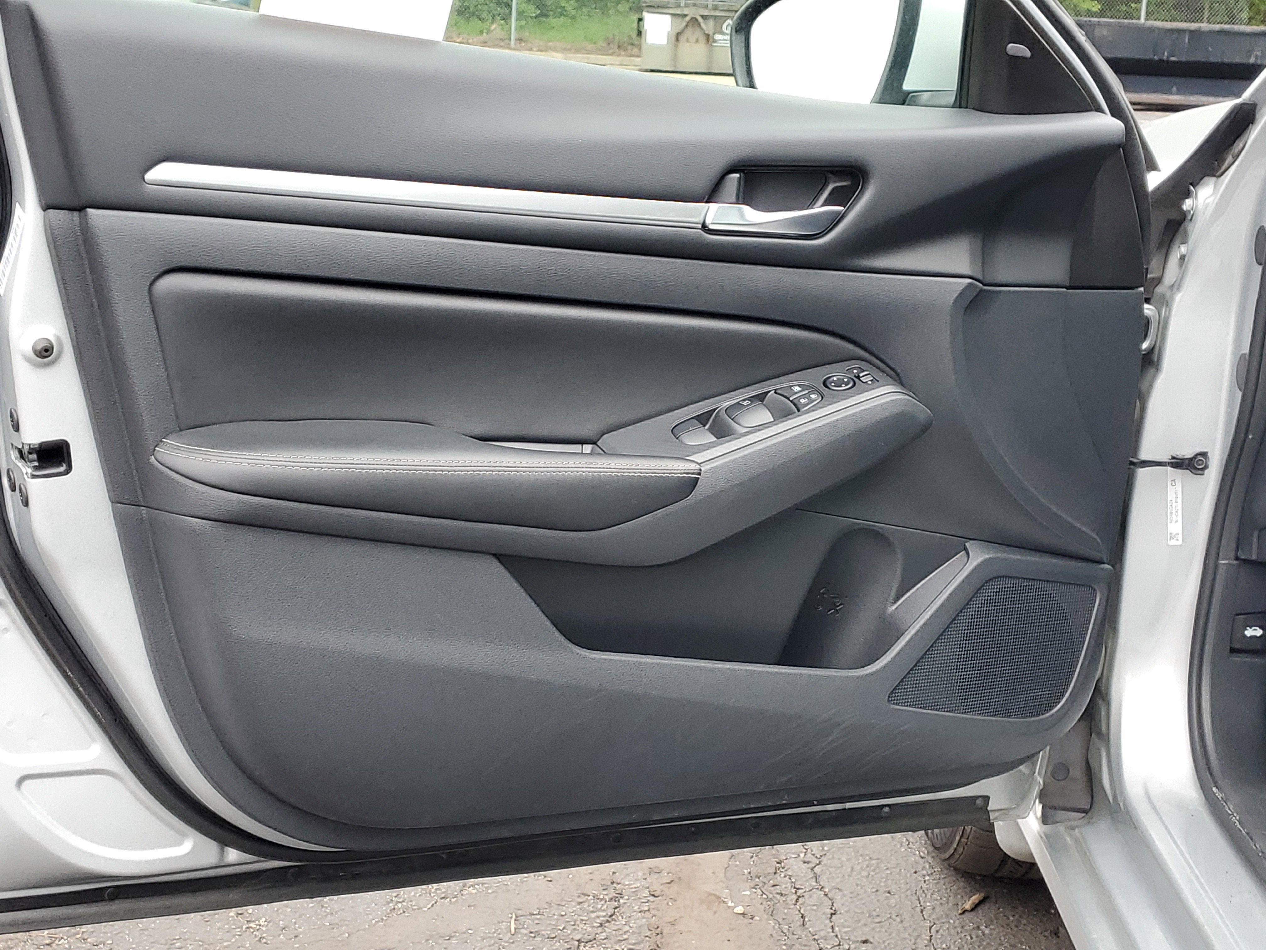 2022 Nissan Altima SV
