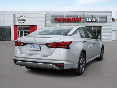 2022 Nissan Altima SV
