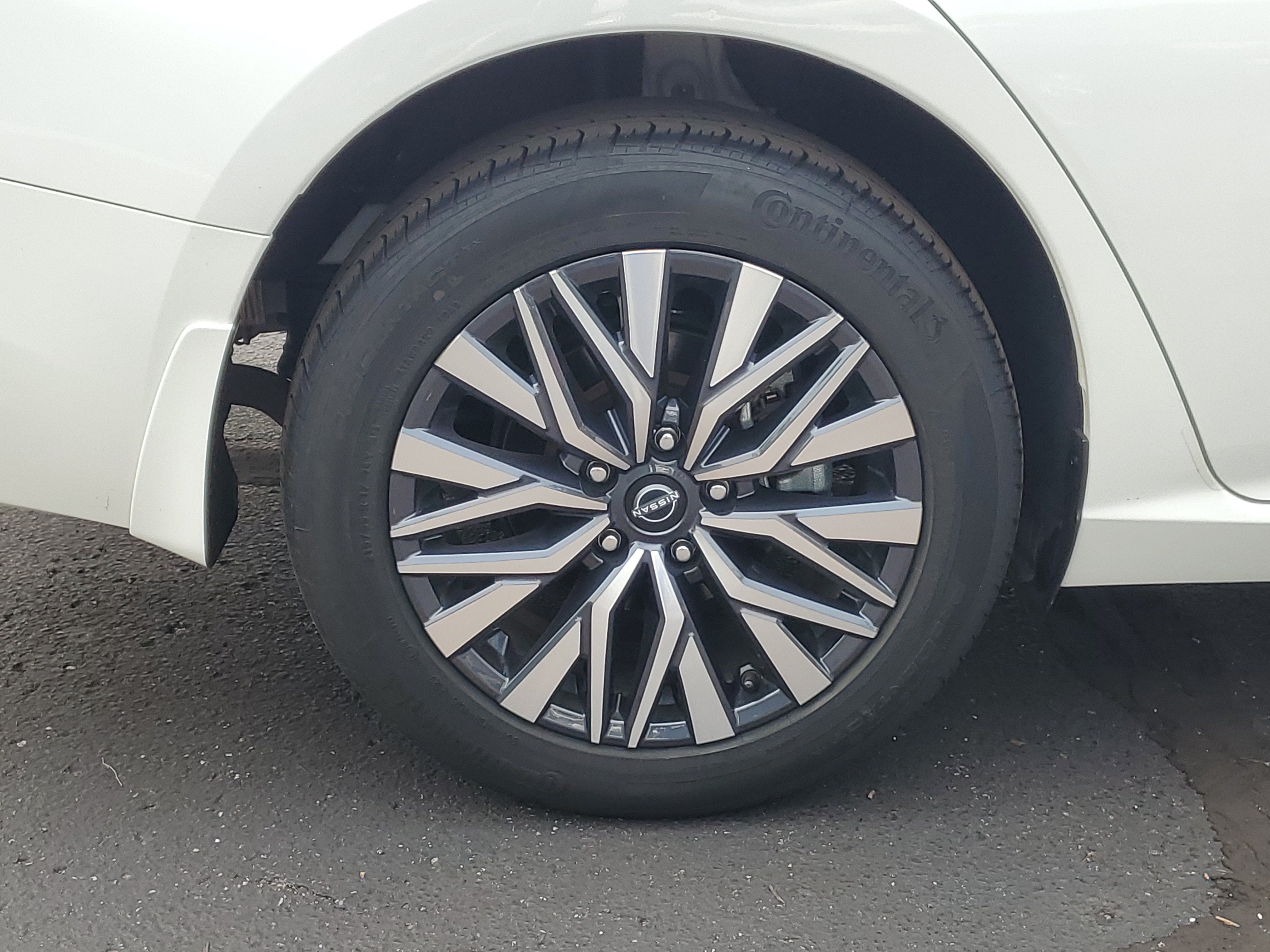 2023 Nissan Altima SV