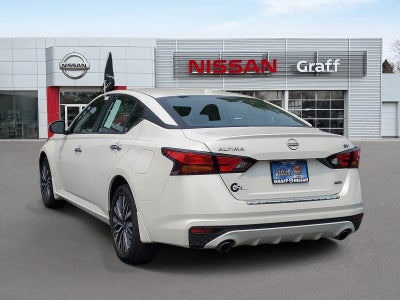 2023 Nissan Altima SV
