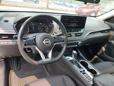 2023 Nissan Altima SV