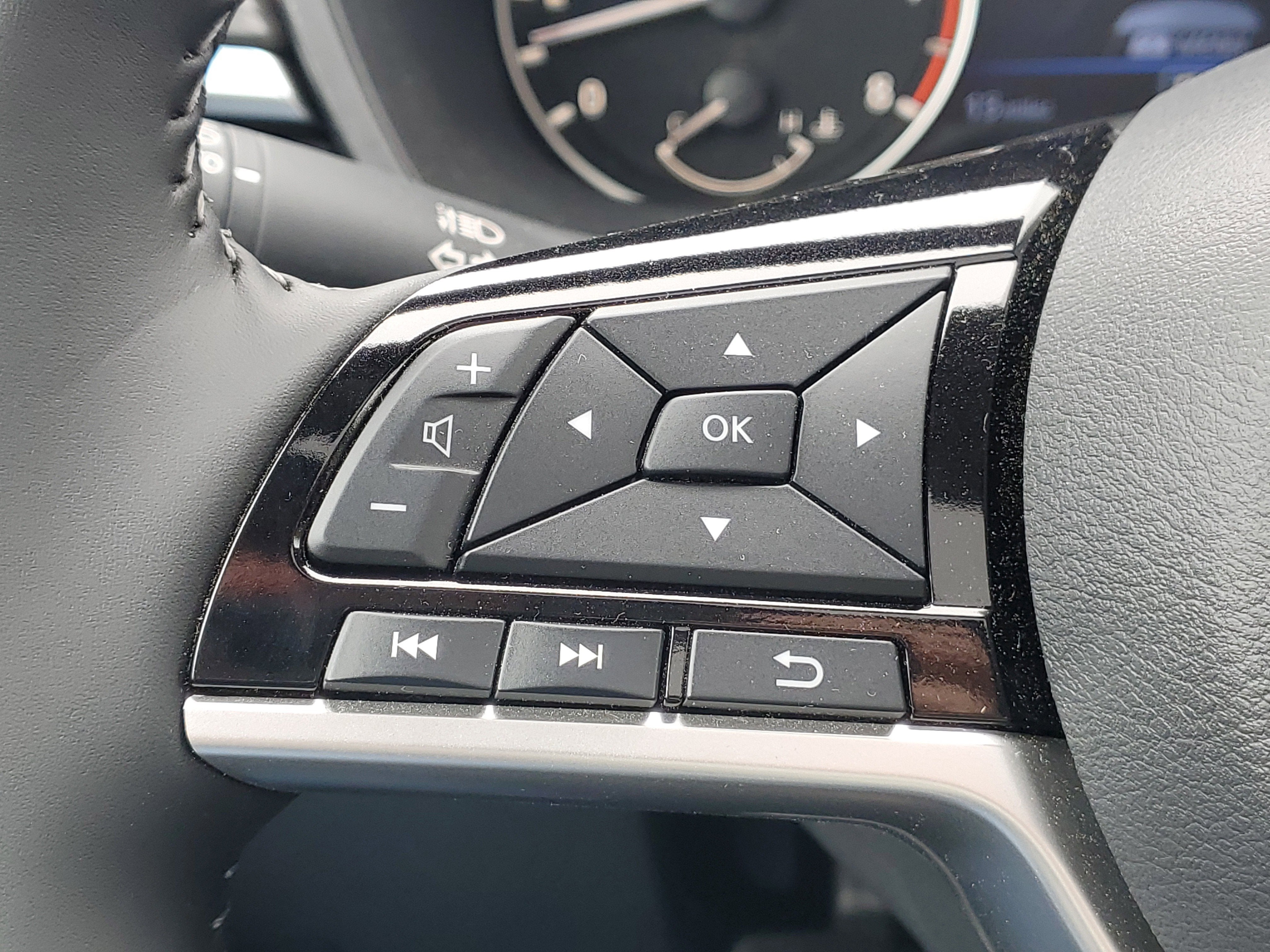 2026 Nissan Altima SV