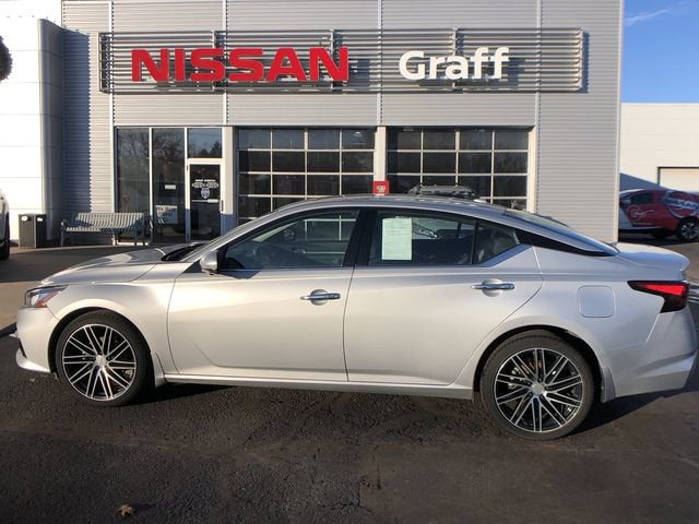 2021 Nissan Altima 2.5 Platinum