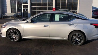 2021 Nissan Altima 2.5 Platinum