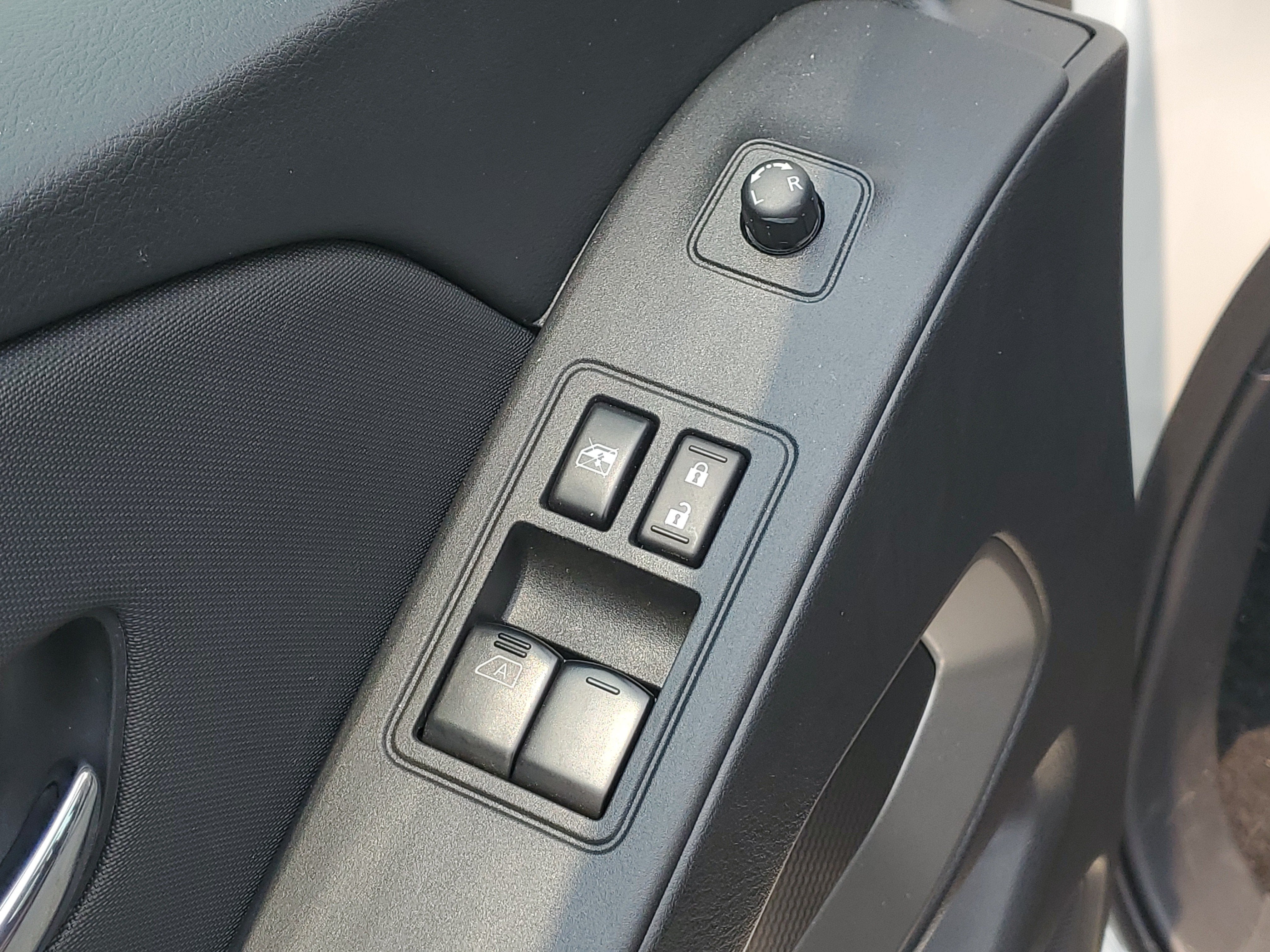 2024 Nissan Frontier King Cab® SV