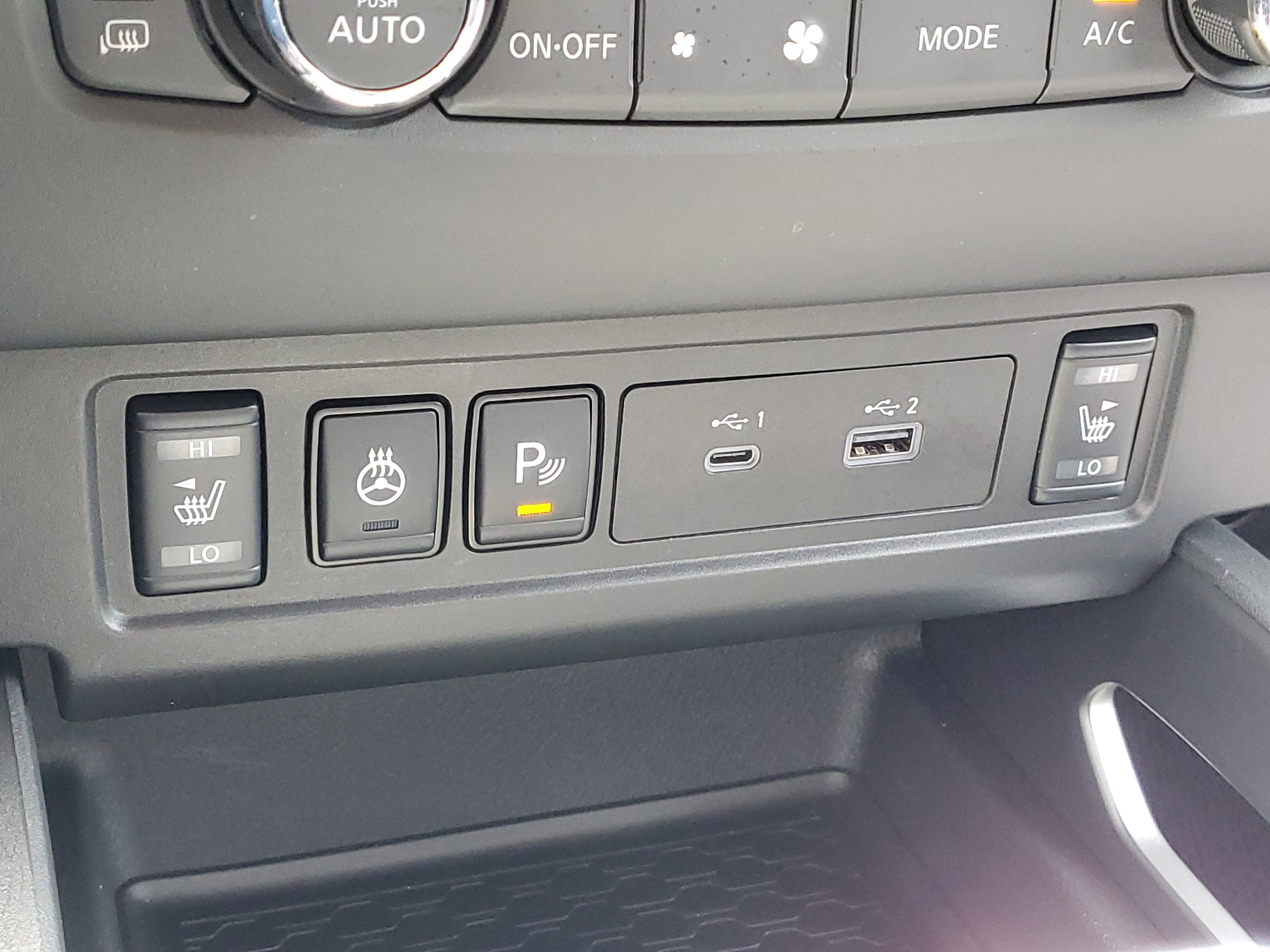 2024 Nissan Frontier King Cab® SV
