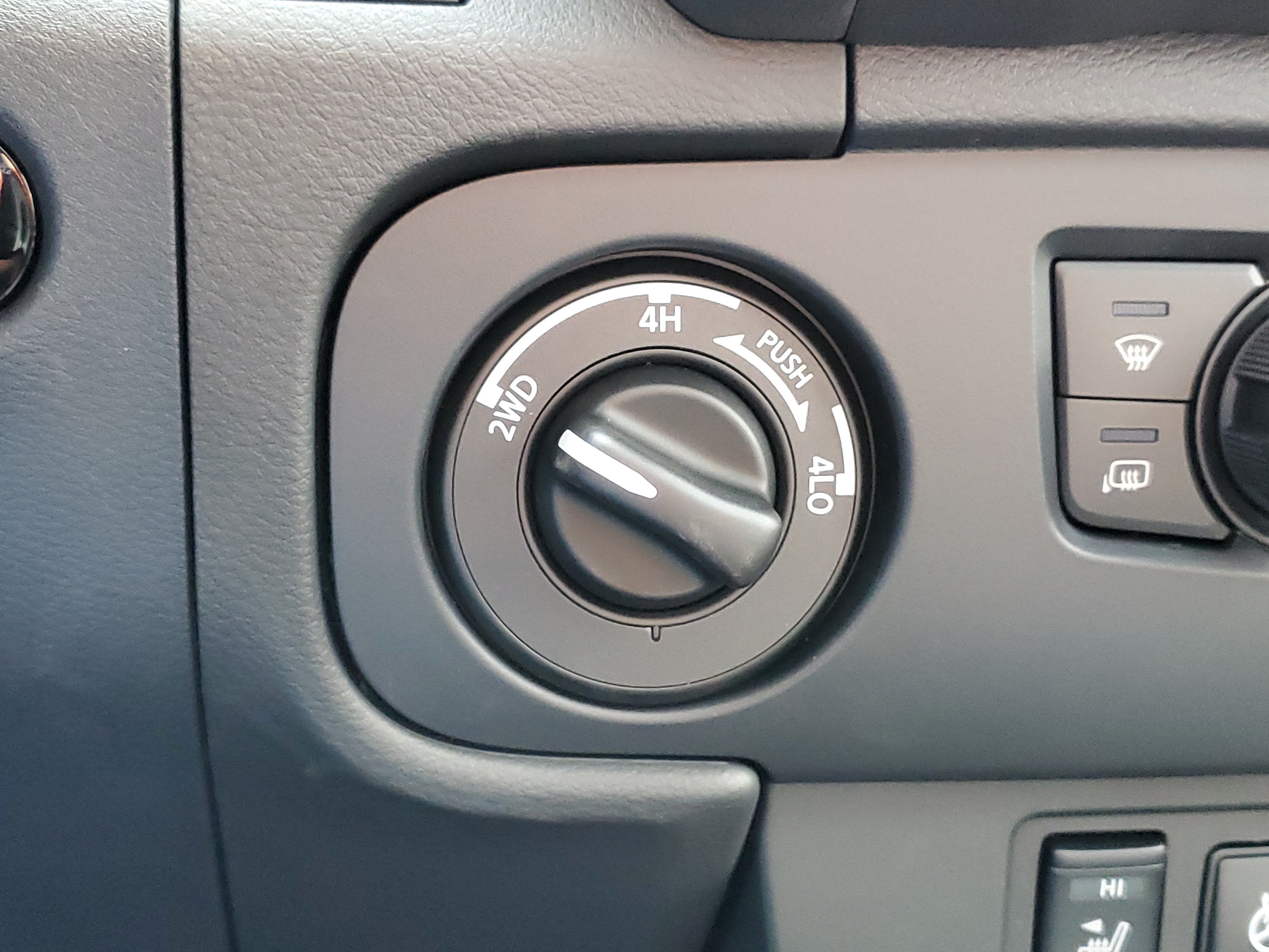 2027 Nissan Frontier Crew Cab PRO-4X®