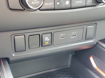 2025 Nissan Frontier Crew Cab PRO-4X®