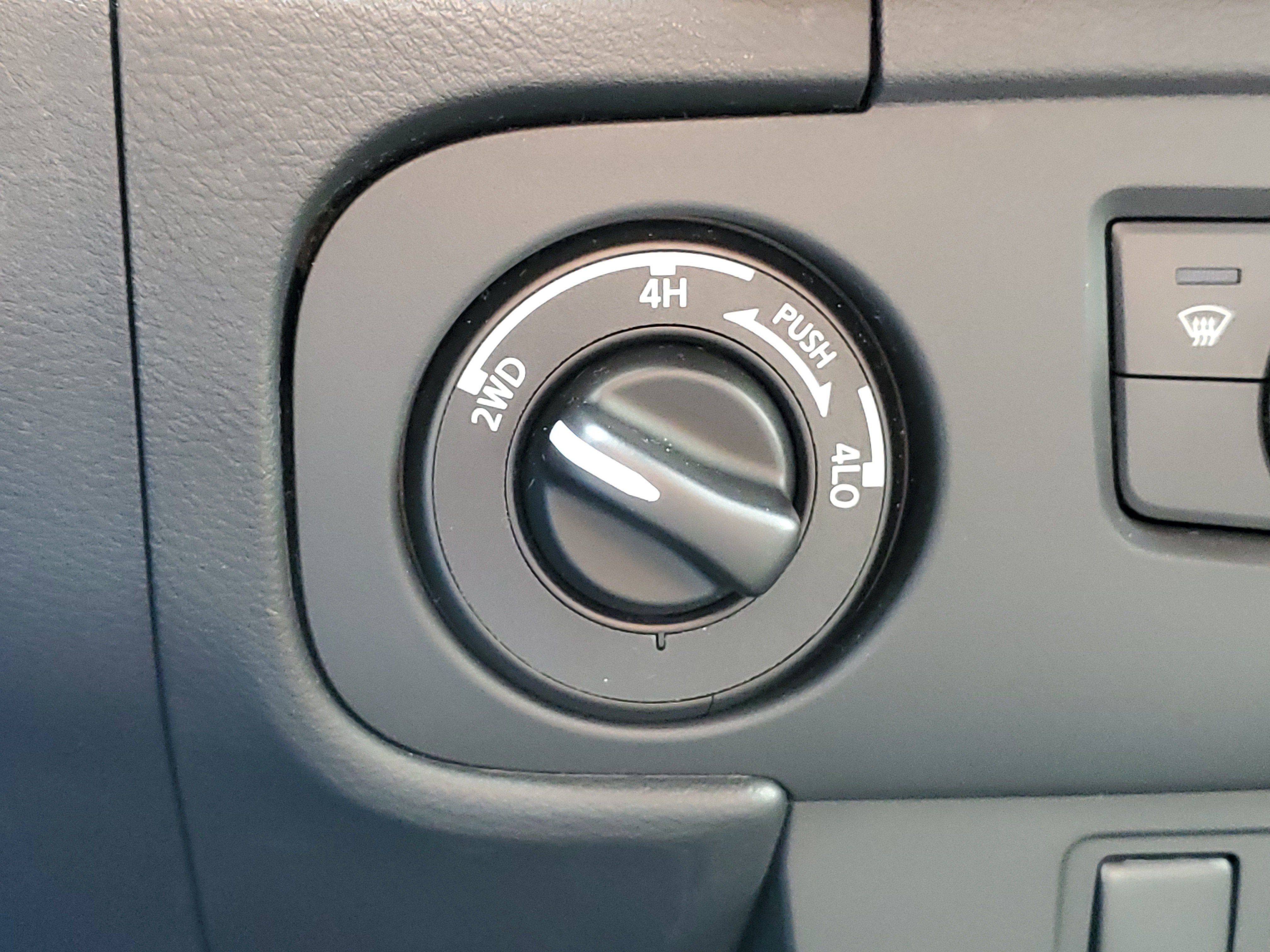 2025 Nissan Frontier Crew Cab PRO-4X®