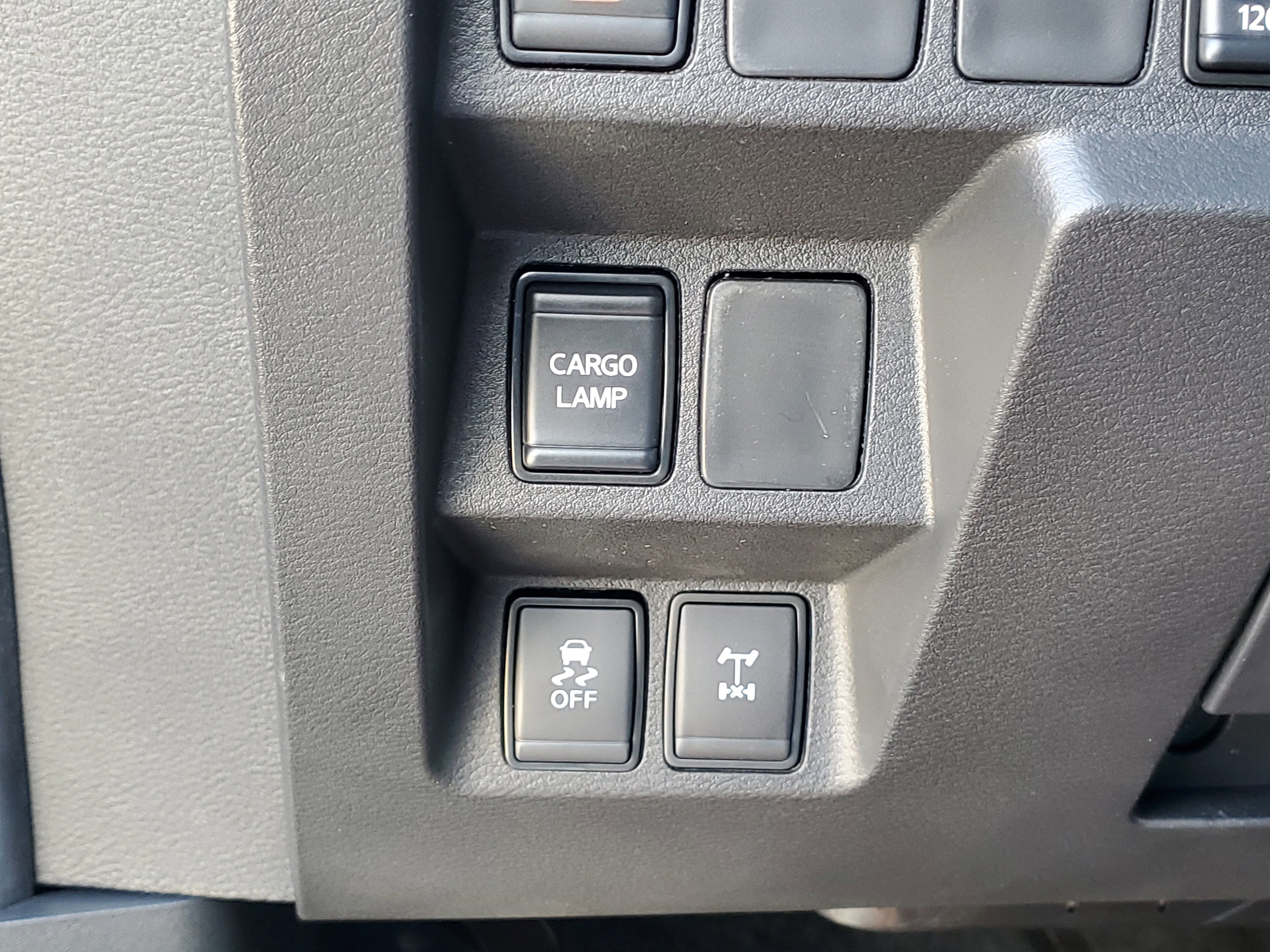 2026 Nissan Frontier PRO-4X w/R Package