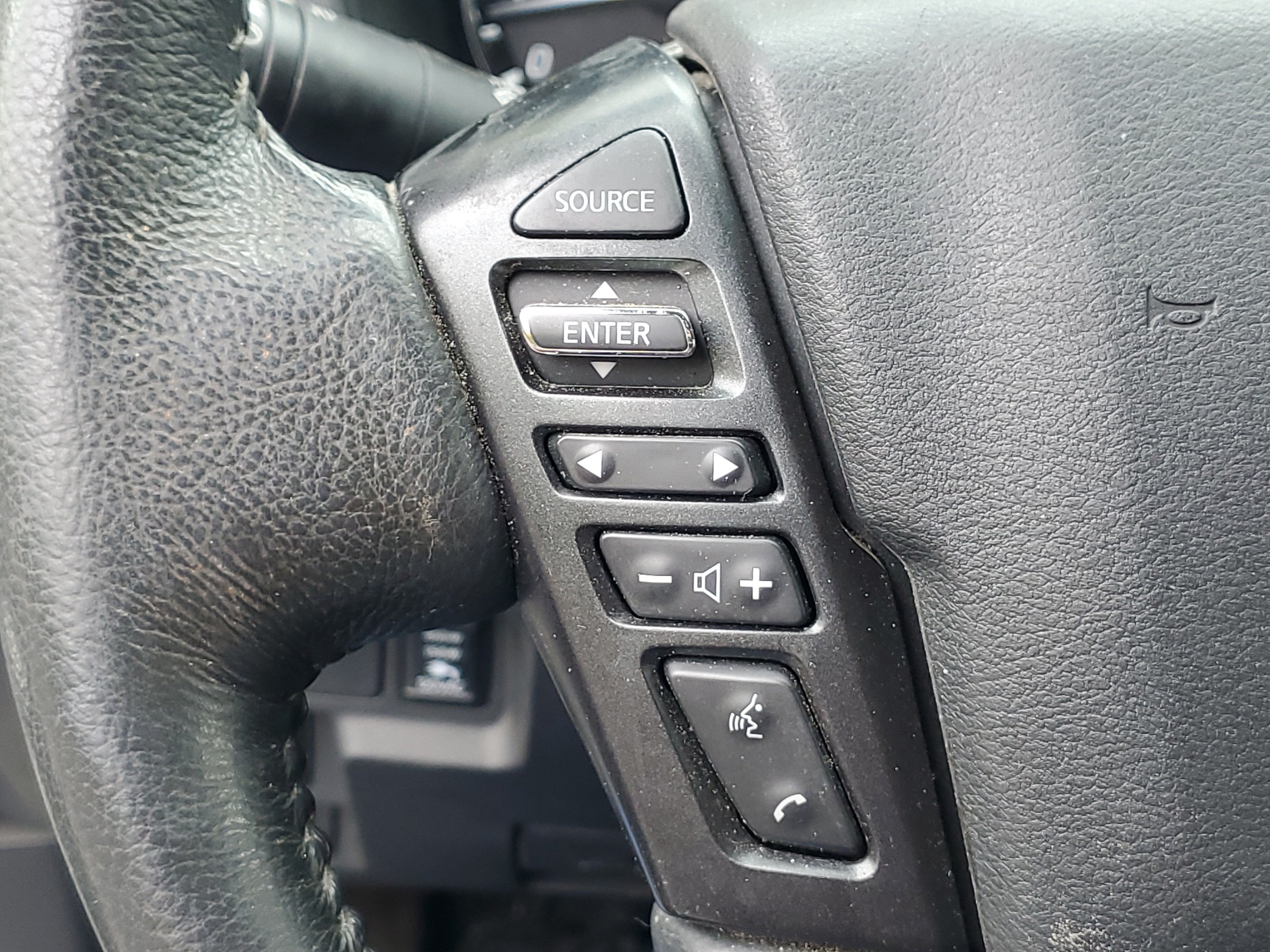 2022 Nissan Frontier Crew Cab SV