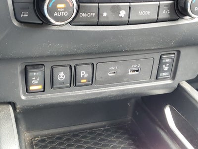 2022 Nissan Frontier Crew Cab SV