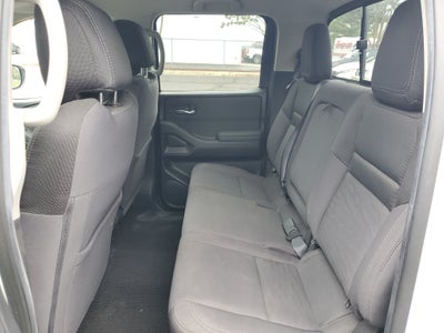 2022 Nissan Frontier Crew Cab SV
