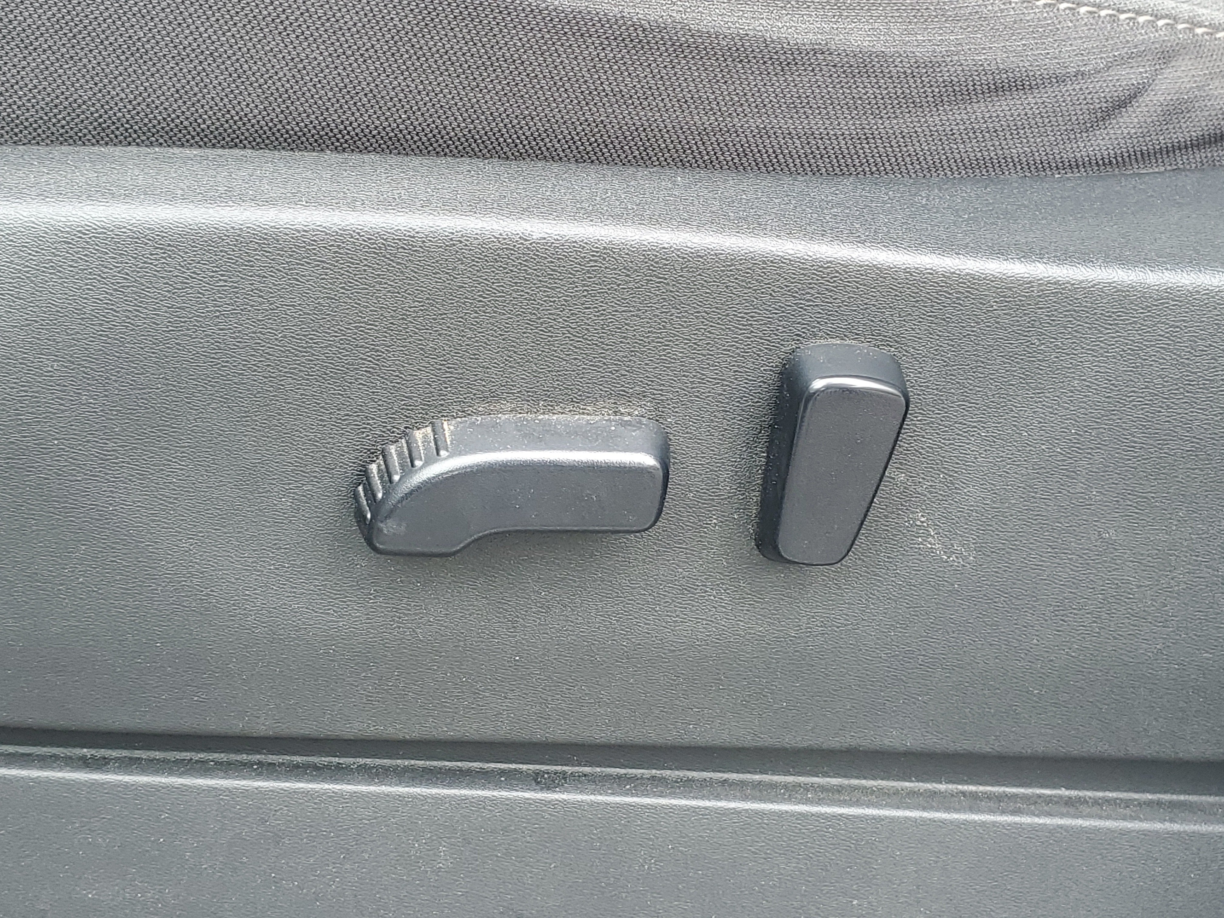 2022 Nissan Frontier Crew Cab SV