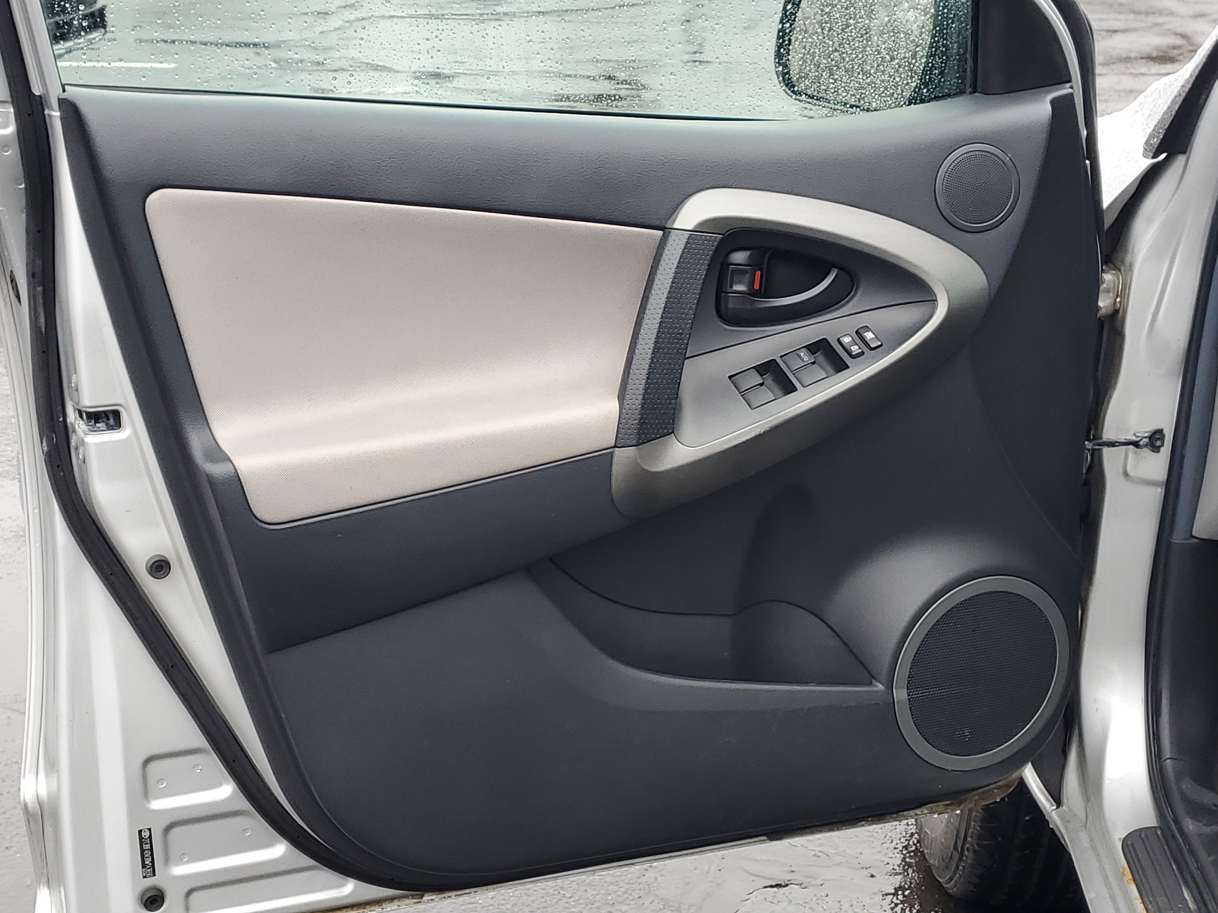 2011 Toyota RAV4 BASE