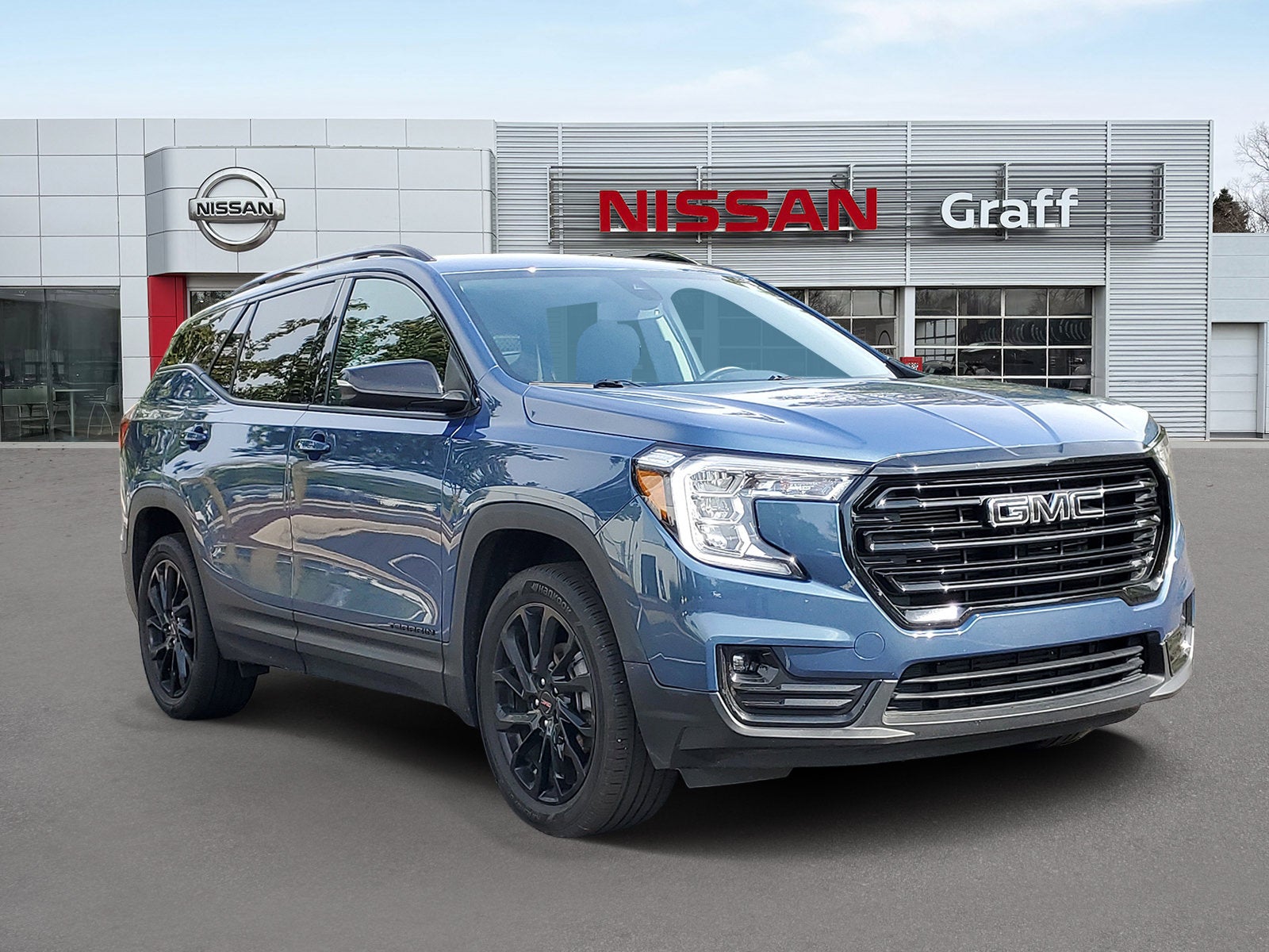 2024 GMC Terrain SLT