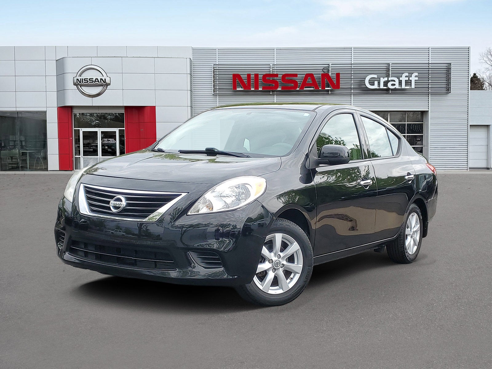 2014 Nissan Versa 1.6 SV CVT's photo