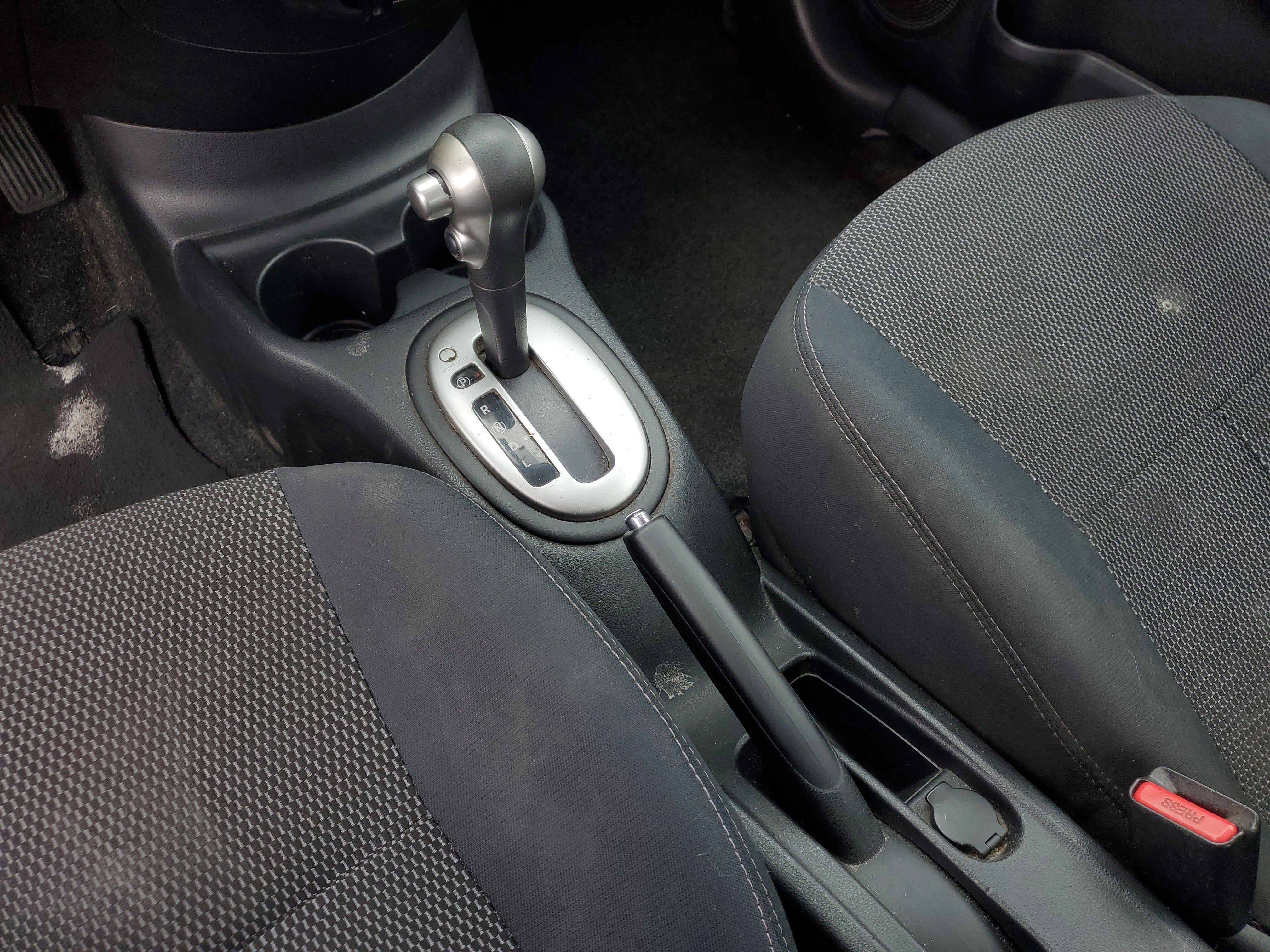 2014 Nissan Versa SV