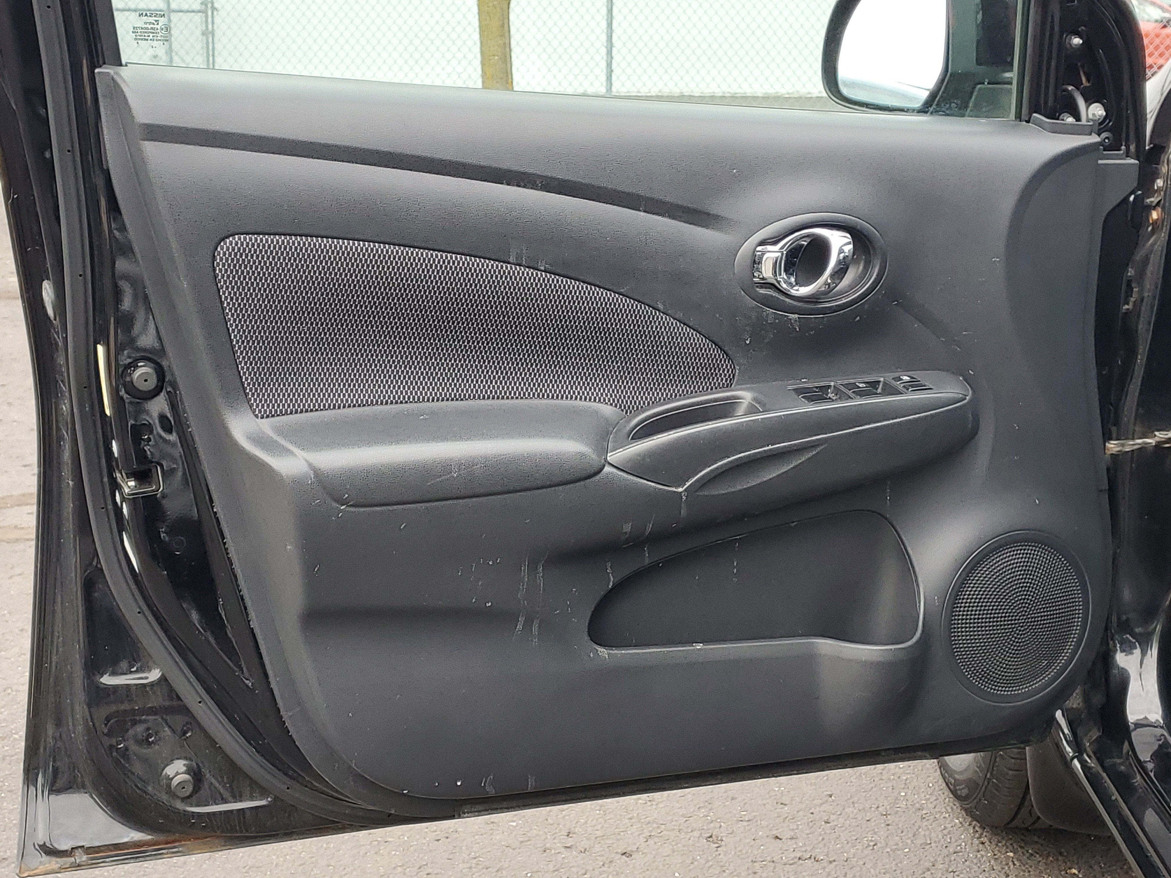2014 Nissan Versa SV