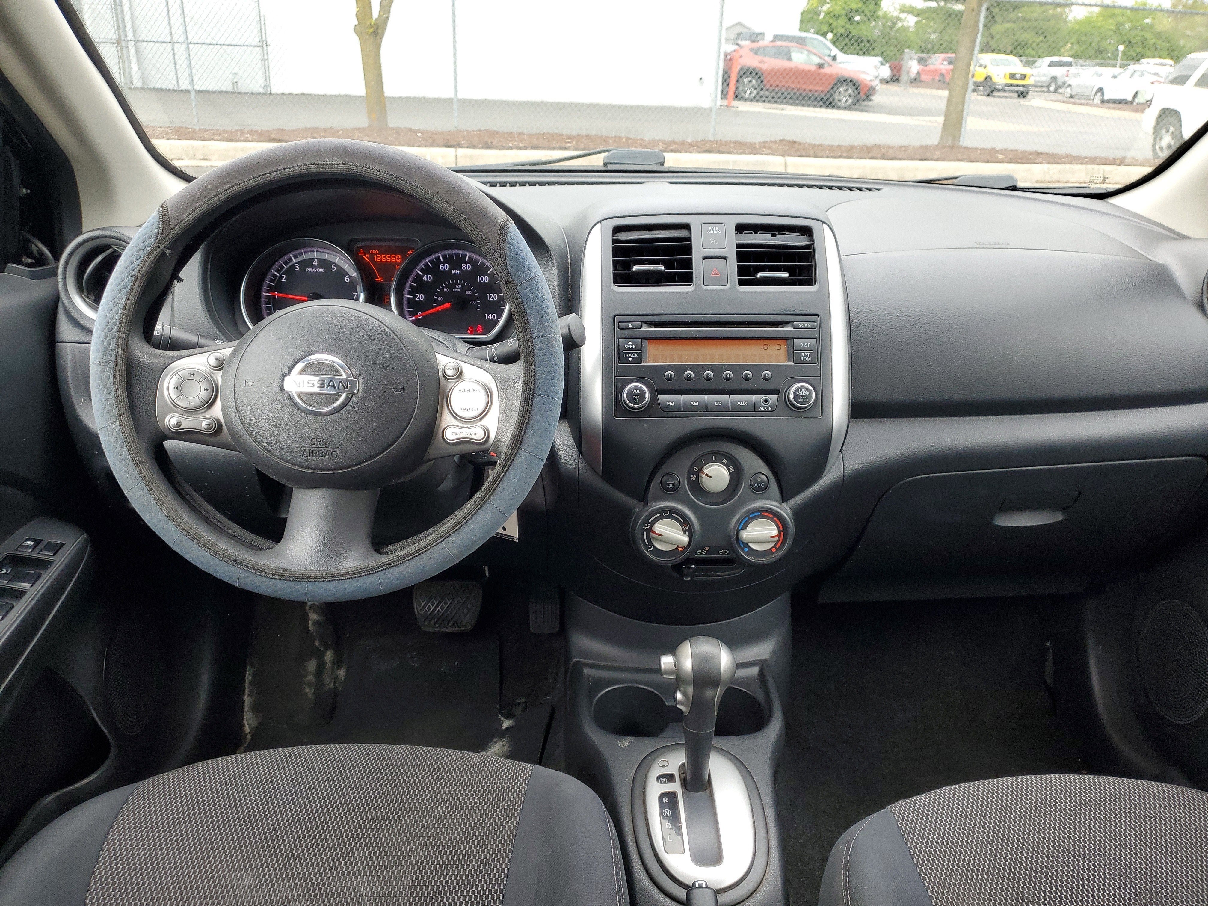 2014 Nissan Versa SV