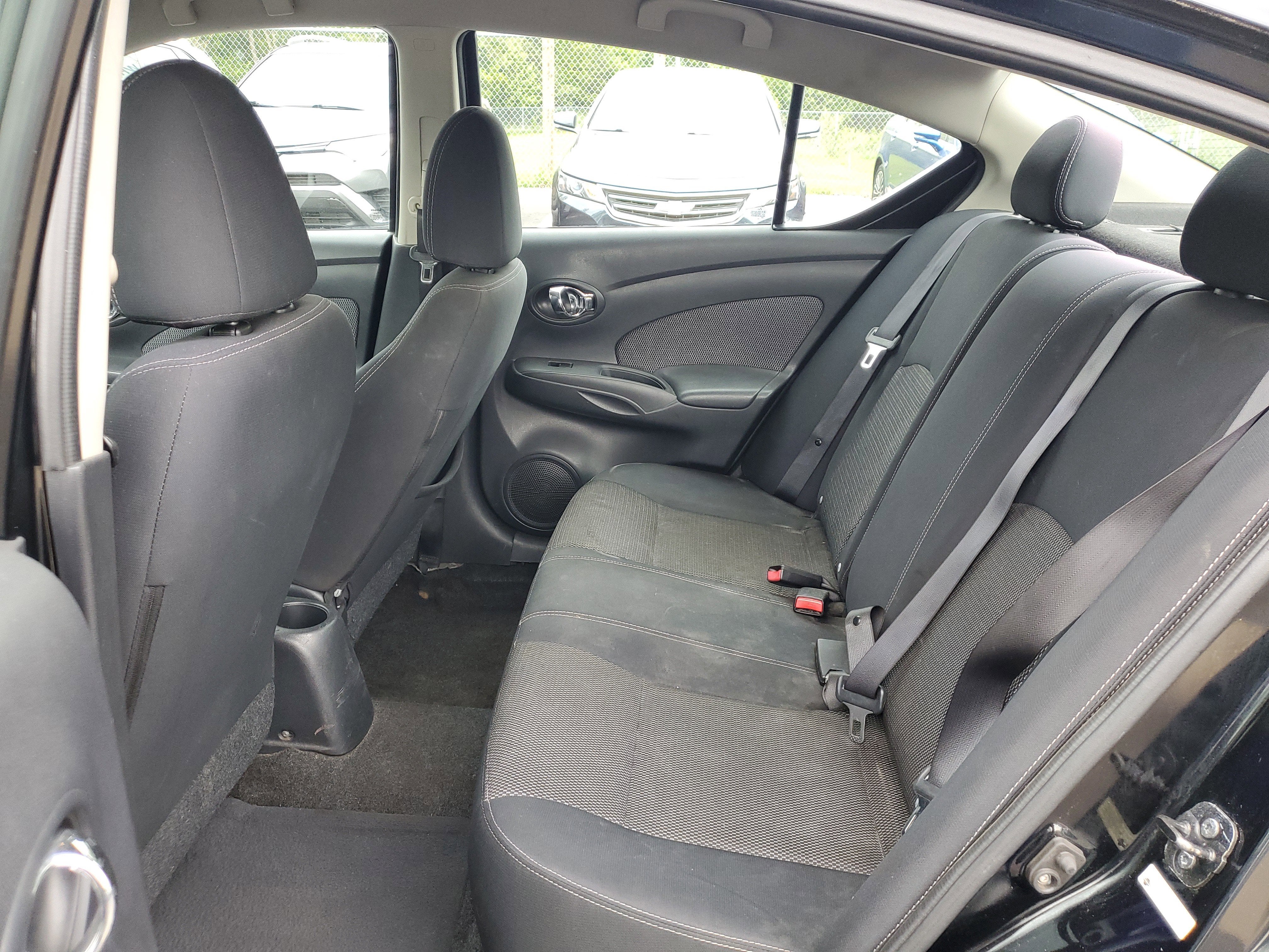 2014 Nissan Versa SV