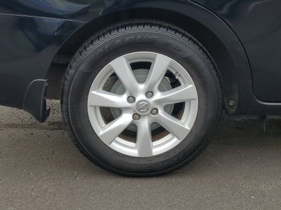2014 Nissan Versa SV