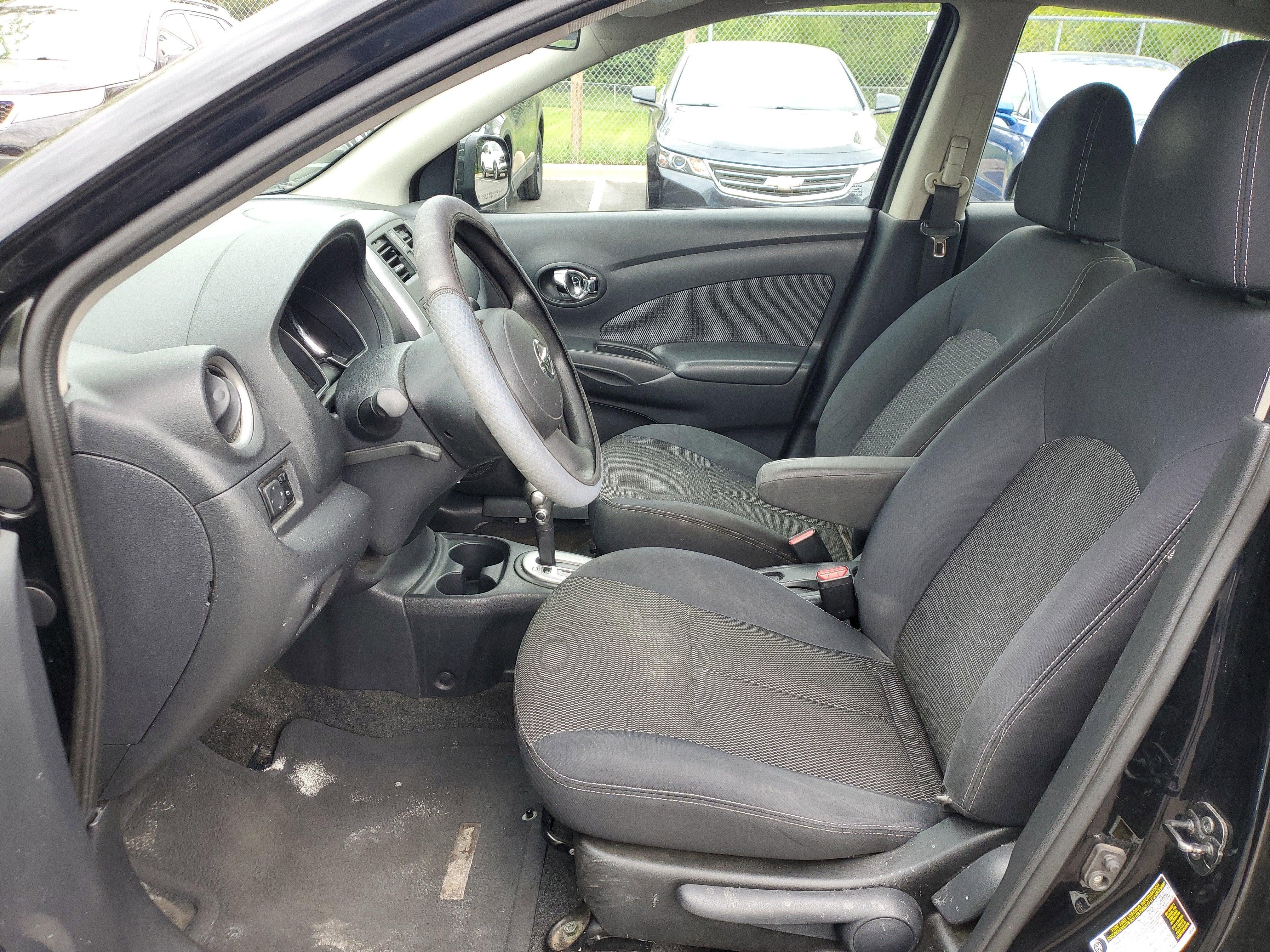 2014 Nissan Versa SV