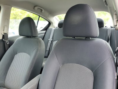 2014 Nissan Versa SV
