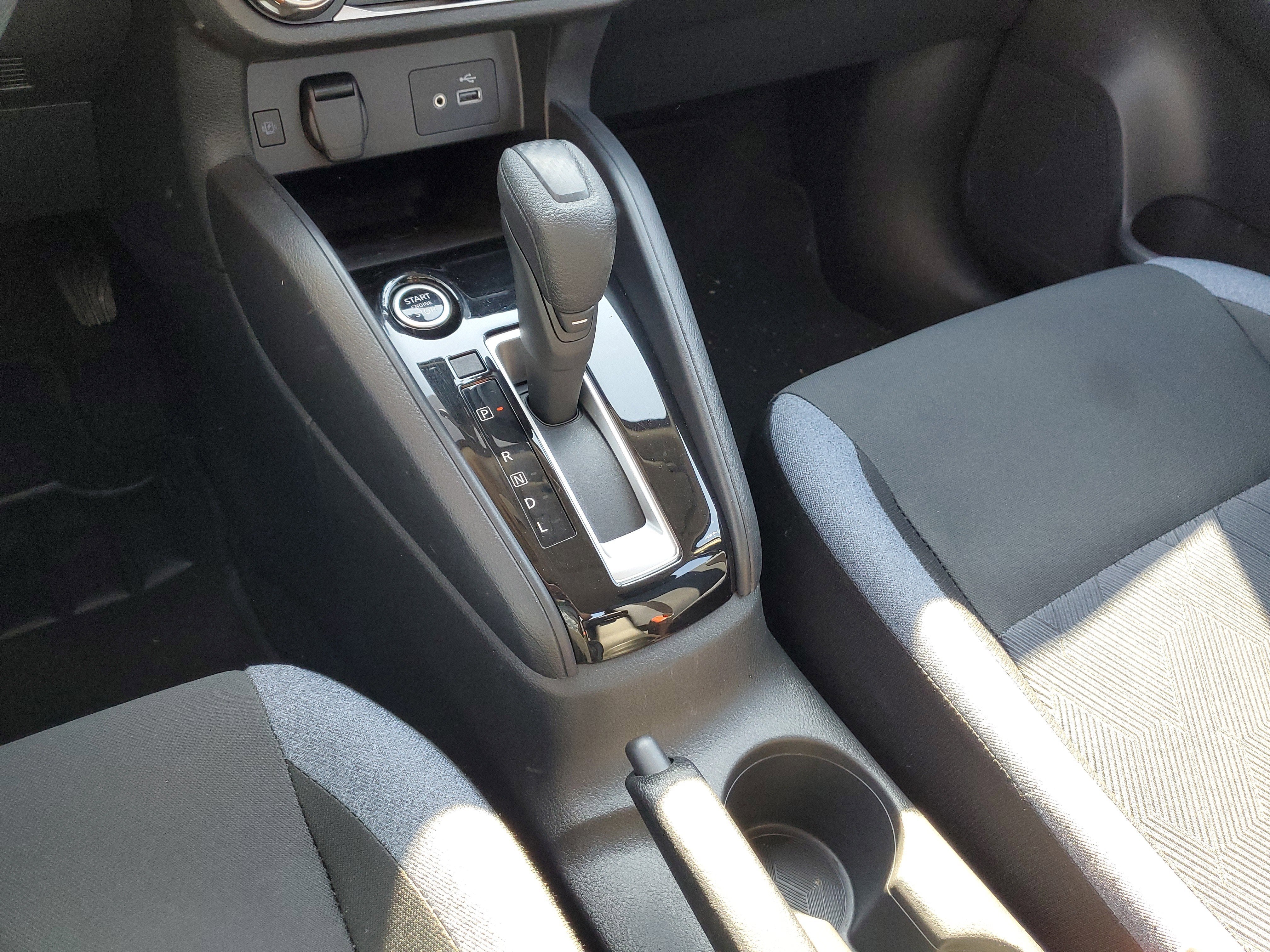 2023 Nissan Versa SV