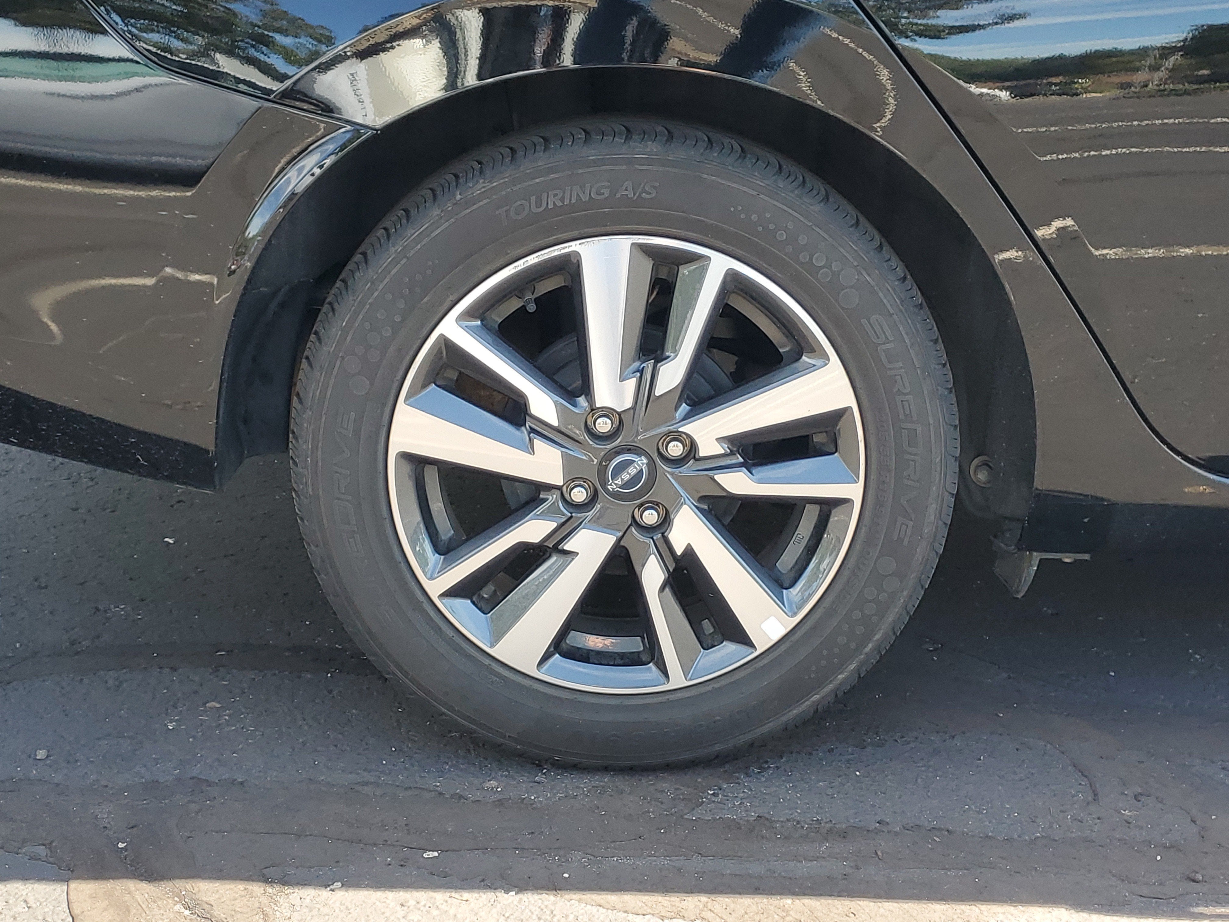 2024 Nissan Versa SV
