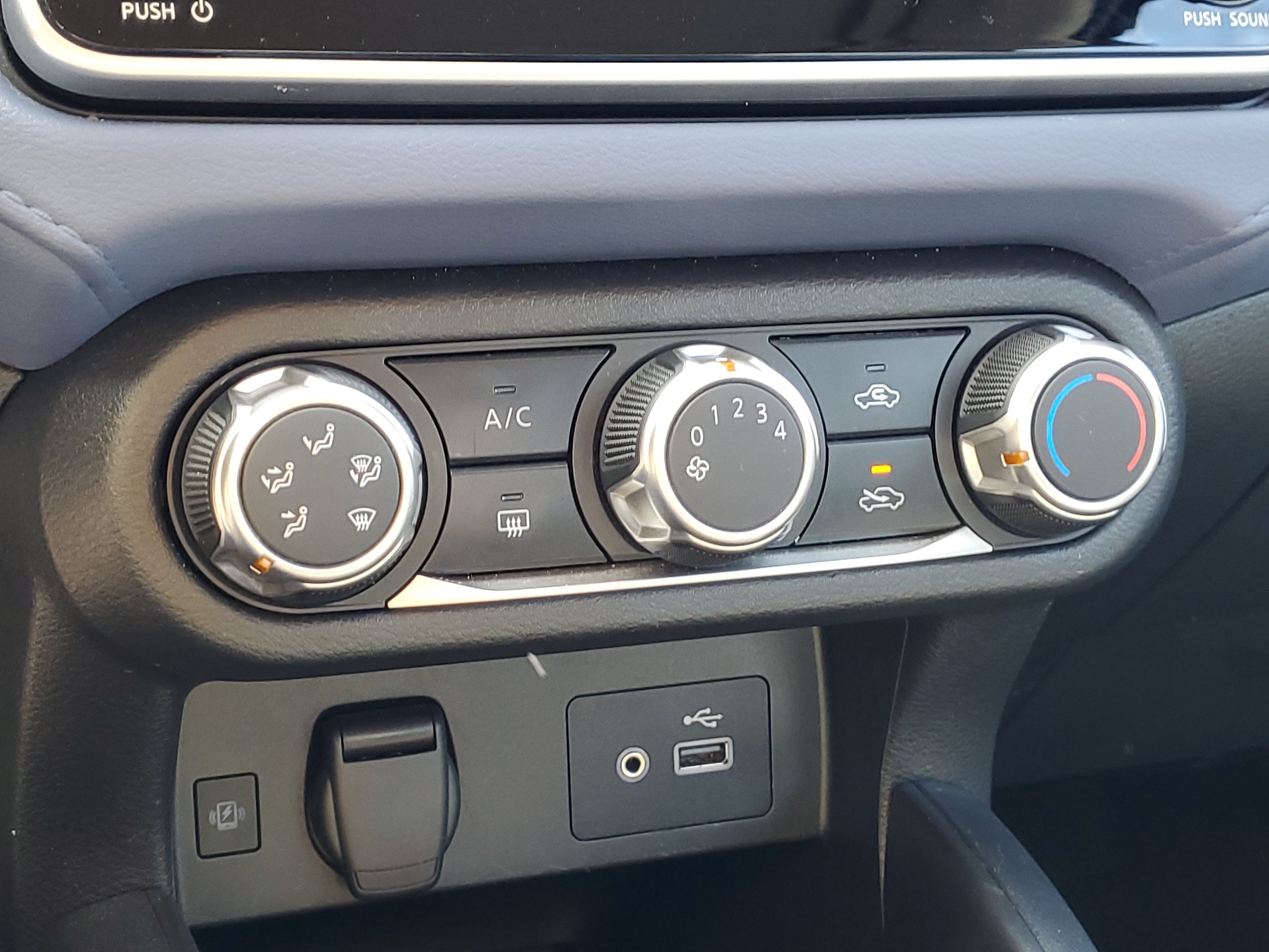 2024 Nissan Versa SV