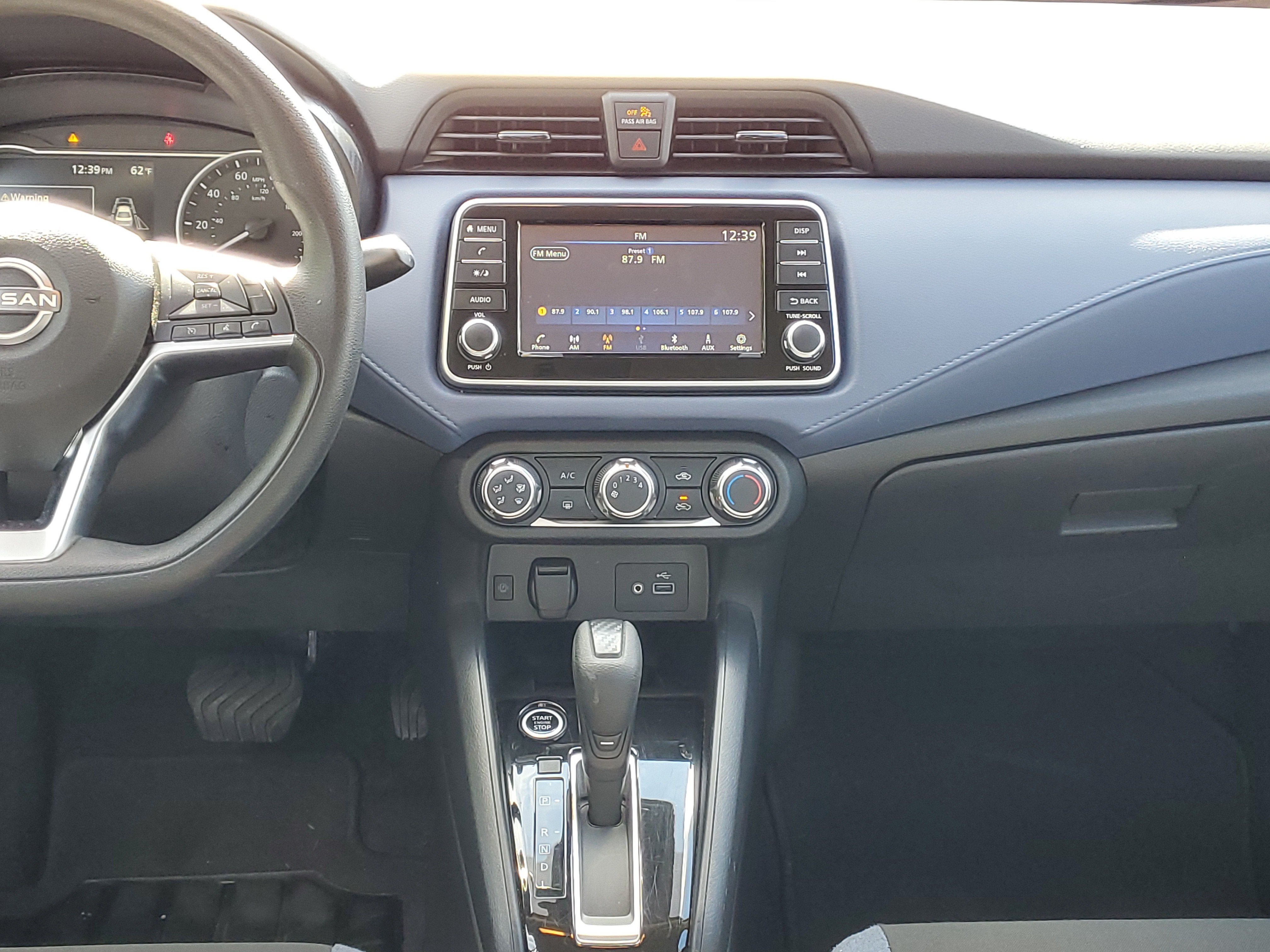 2024 Nissan Versa SV