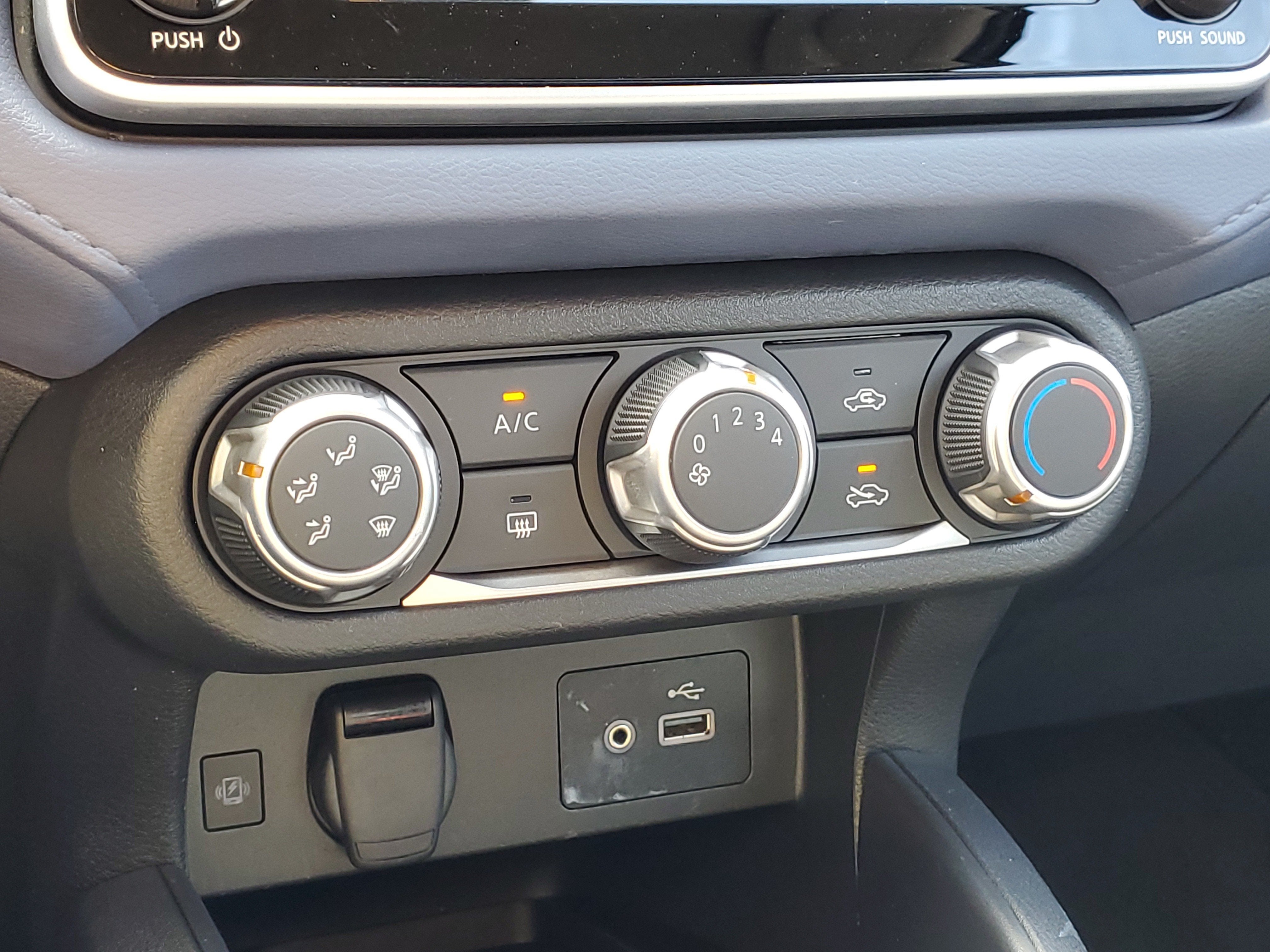 2024 Nissan Versa SV
