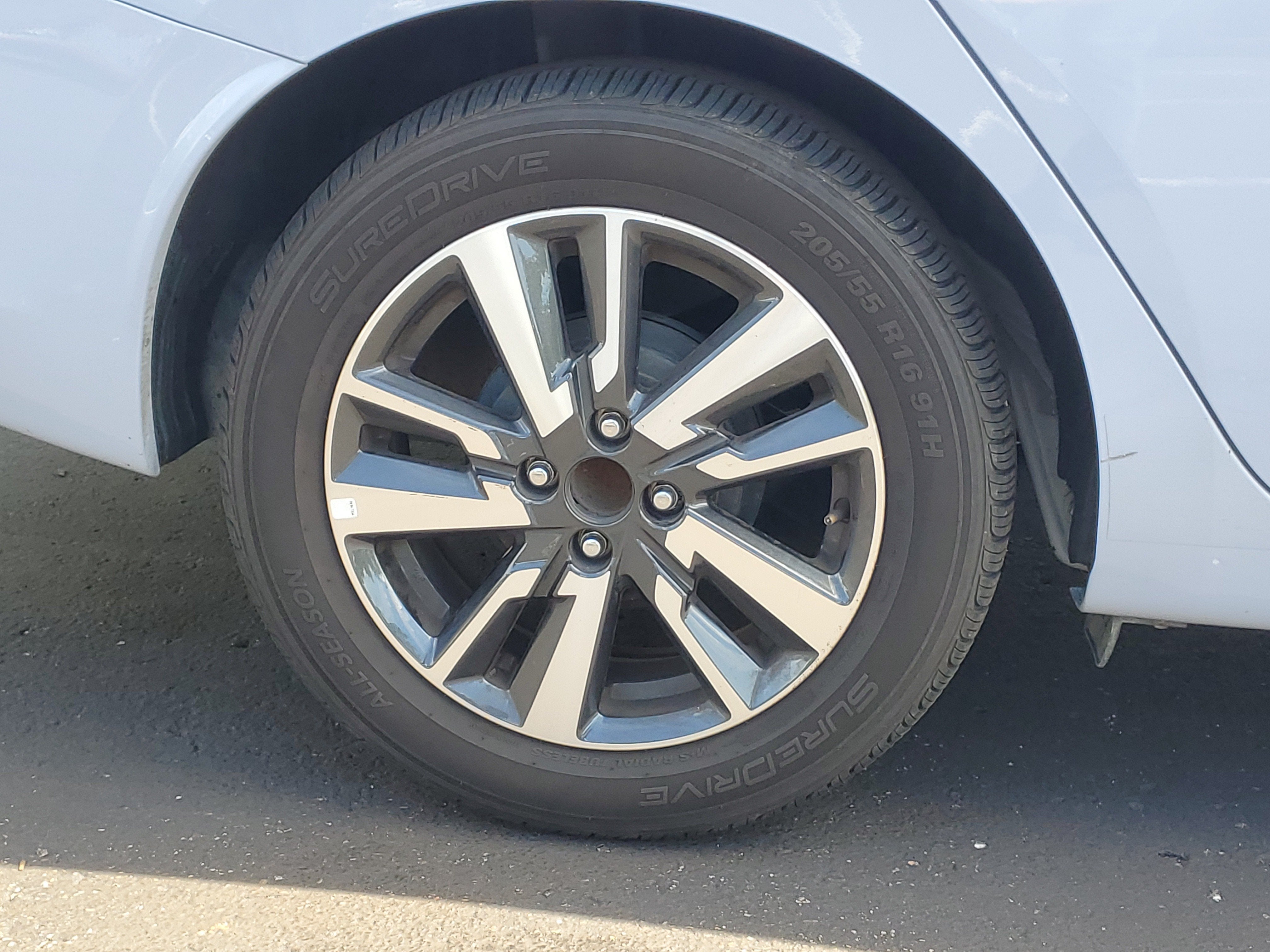 2024 Nissan Versa SV