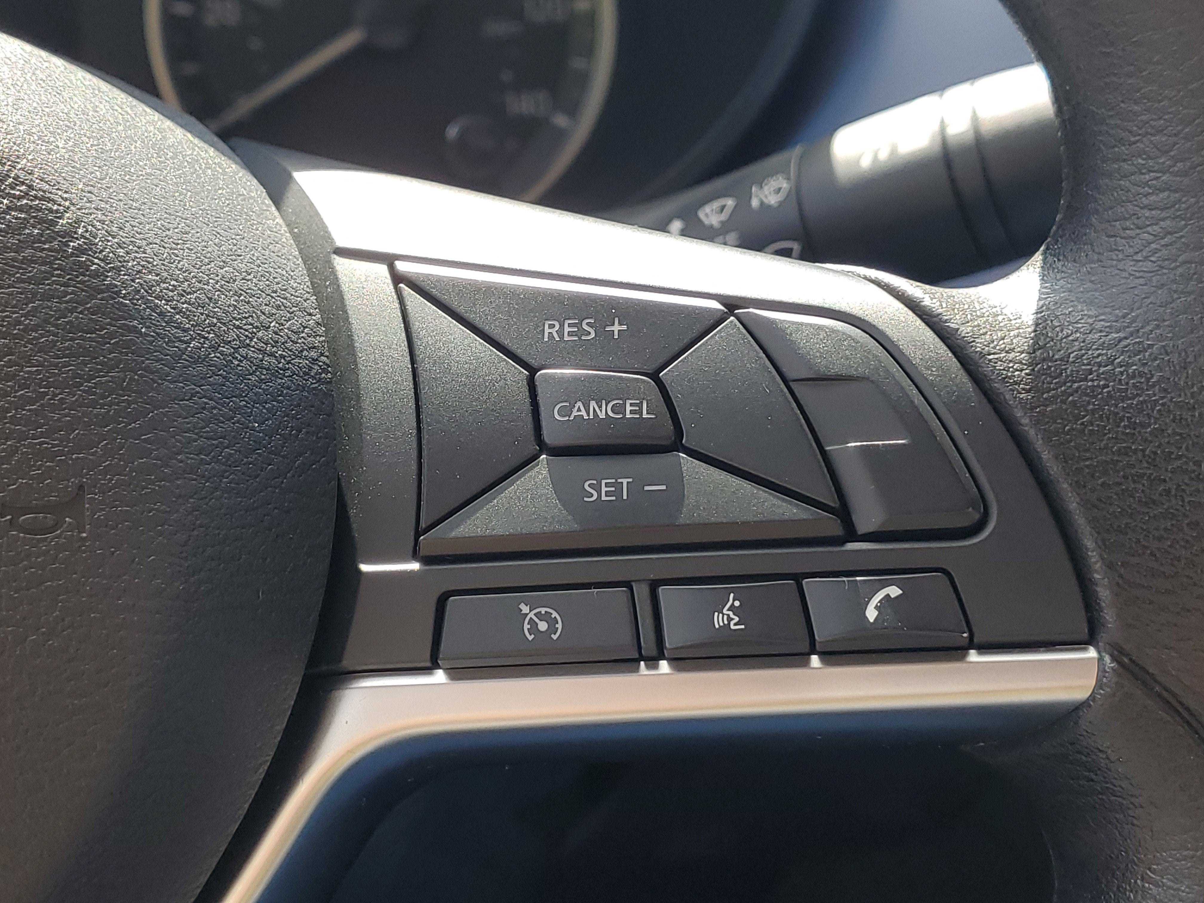 2024 Nissan Versa SV