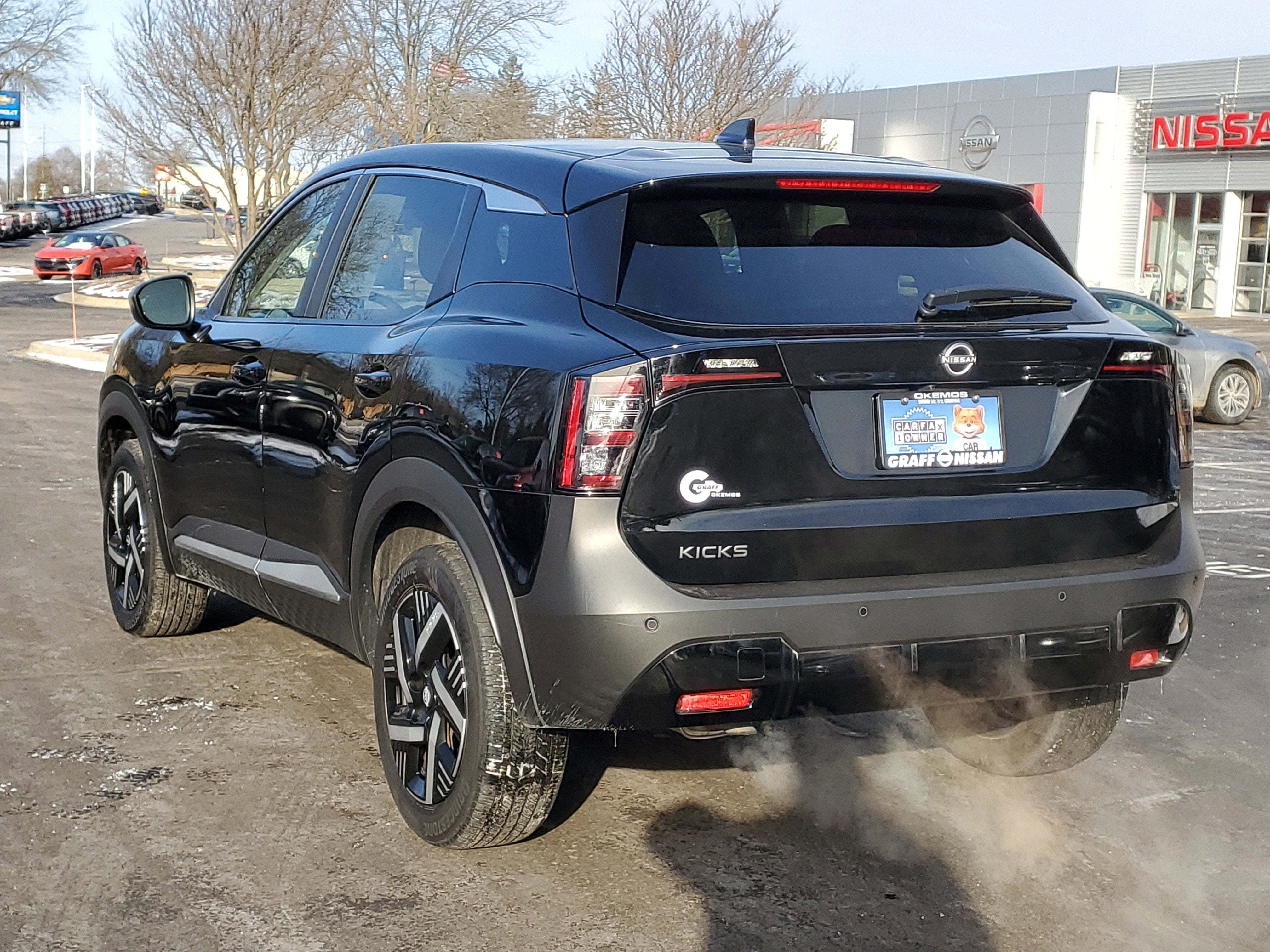 2025 Nissan Kicks SV