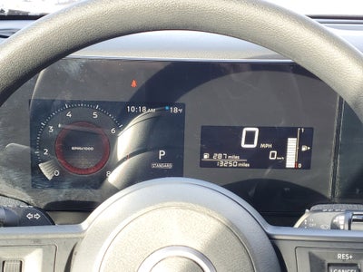 2025 Nissan Kicks SV