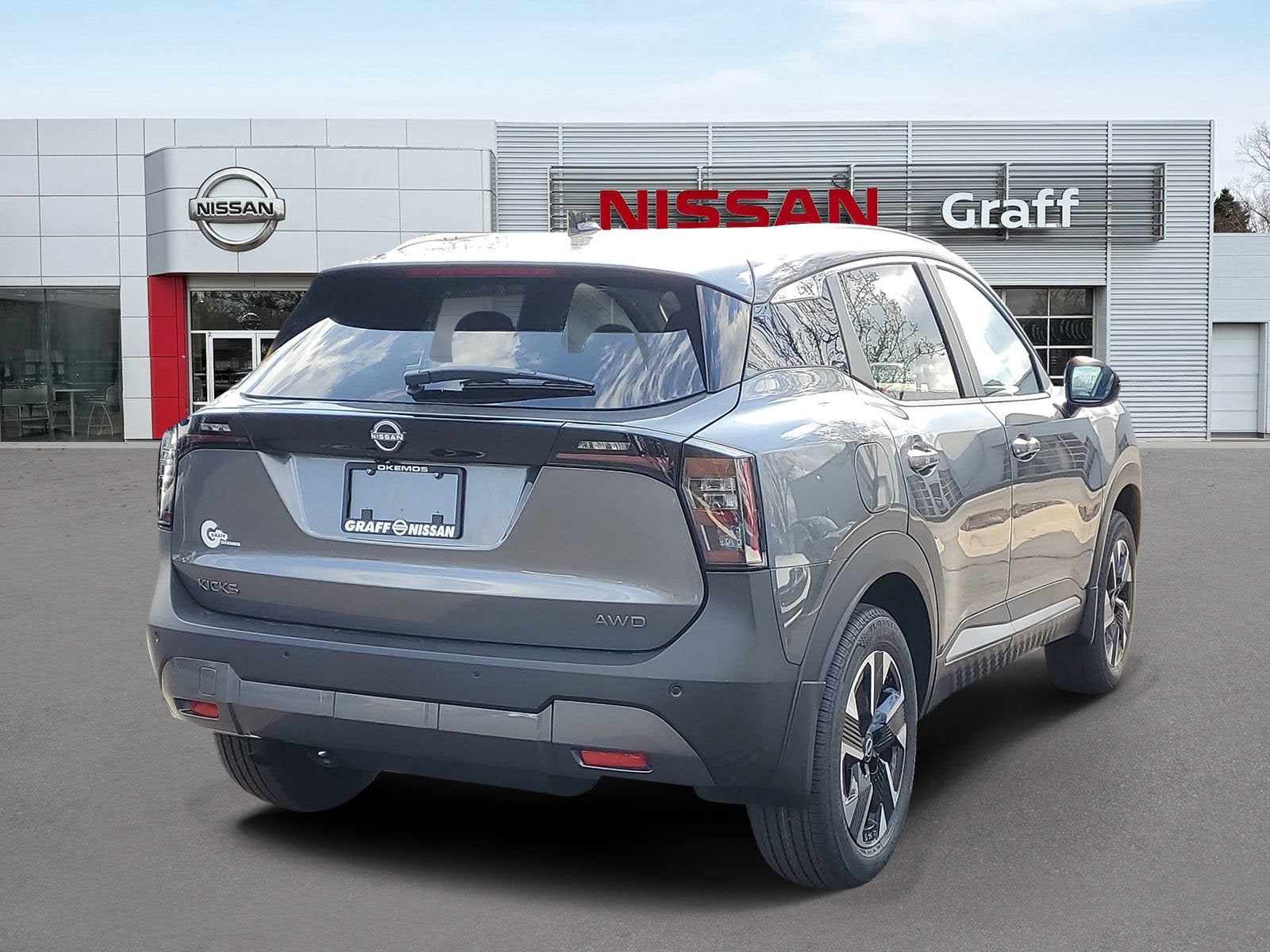 2026 Nissan Kicks SV